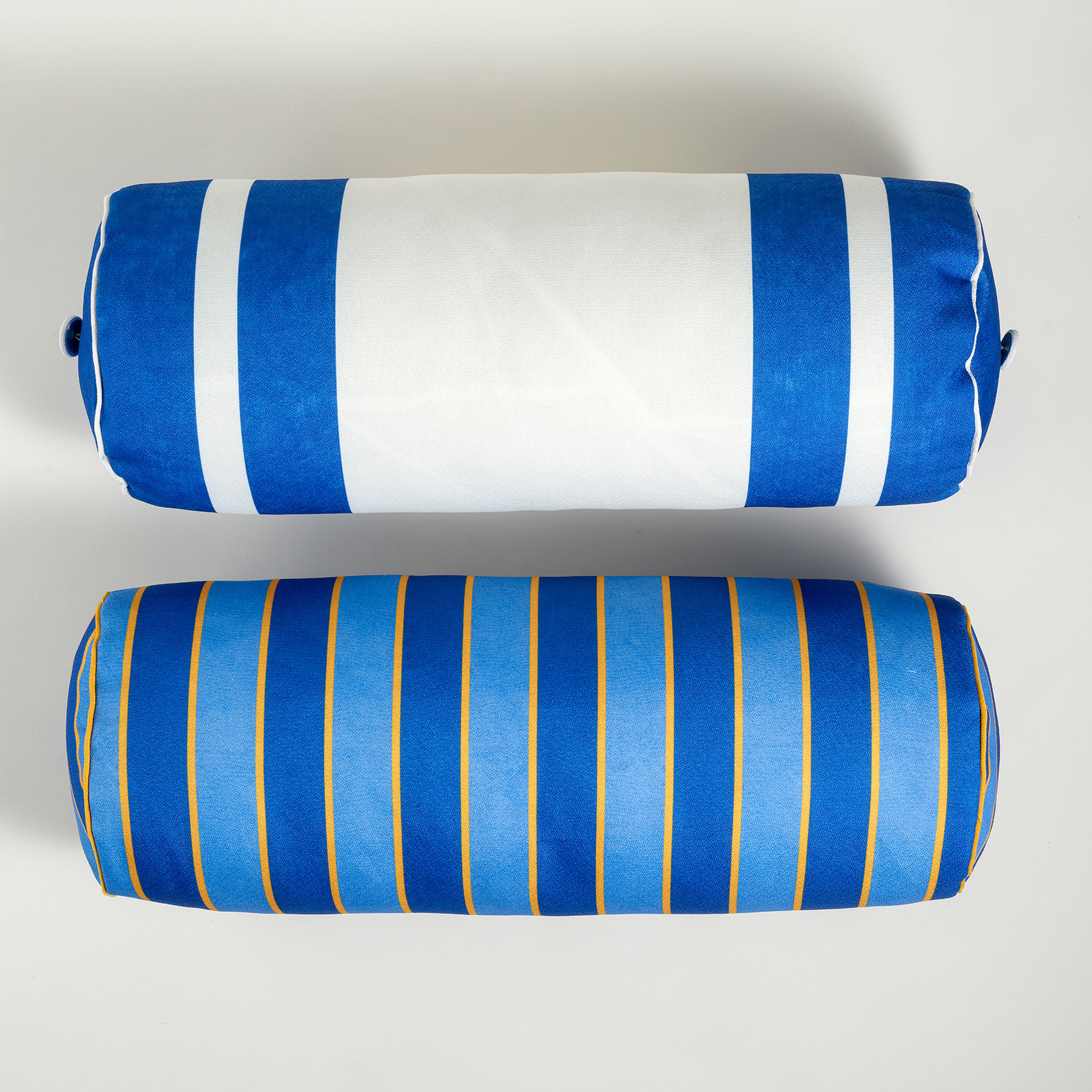 Nilüfer Dijital Baskılı Polyester Dekoratif Kırlent 20x55 Cm Koyu Mavi - Beyaz