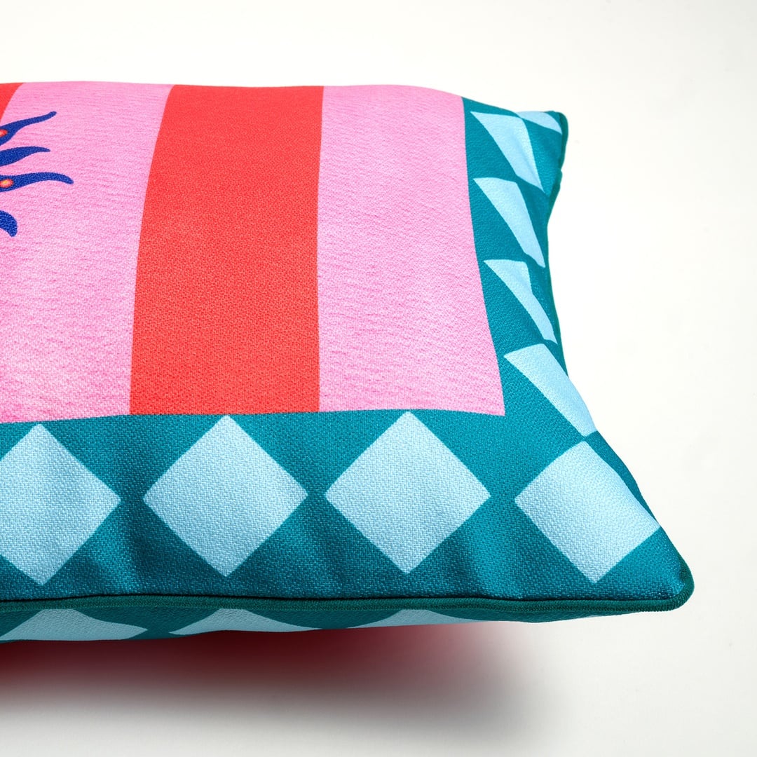 Nilüfer Dijital Baskılı Polyester Dekoratif Kırlent 30x55 Cm Renkli