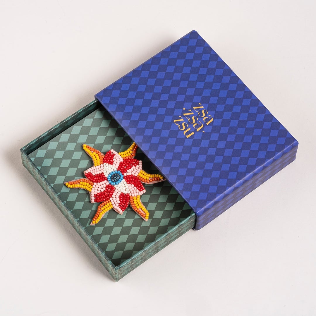 Dadrı Broş 6.5x6.5 Cm Renkli