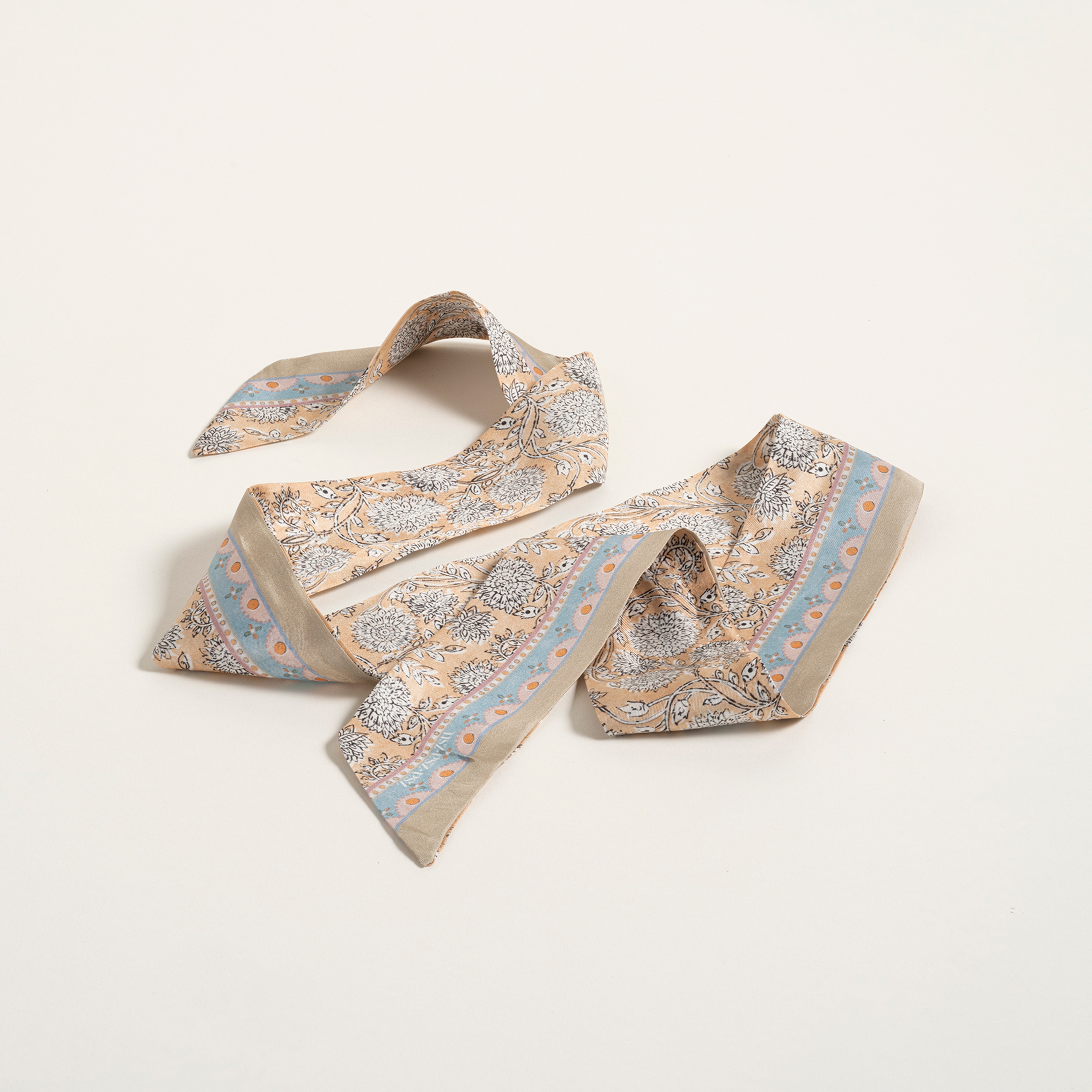 Pera Dijital Baskılı İpek %100 İpek Fular 6x120 Cm Renkli