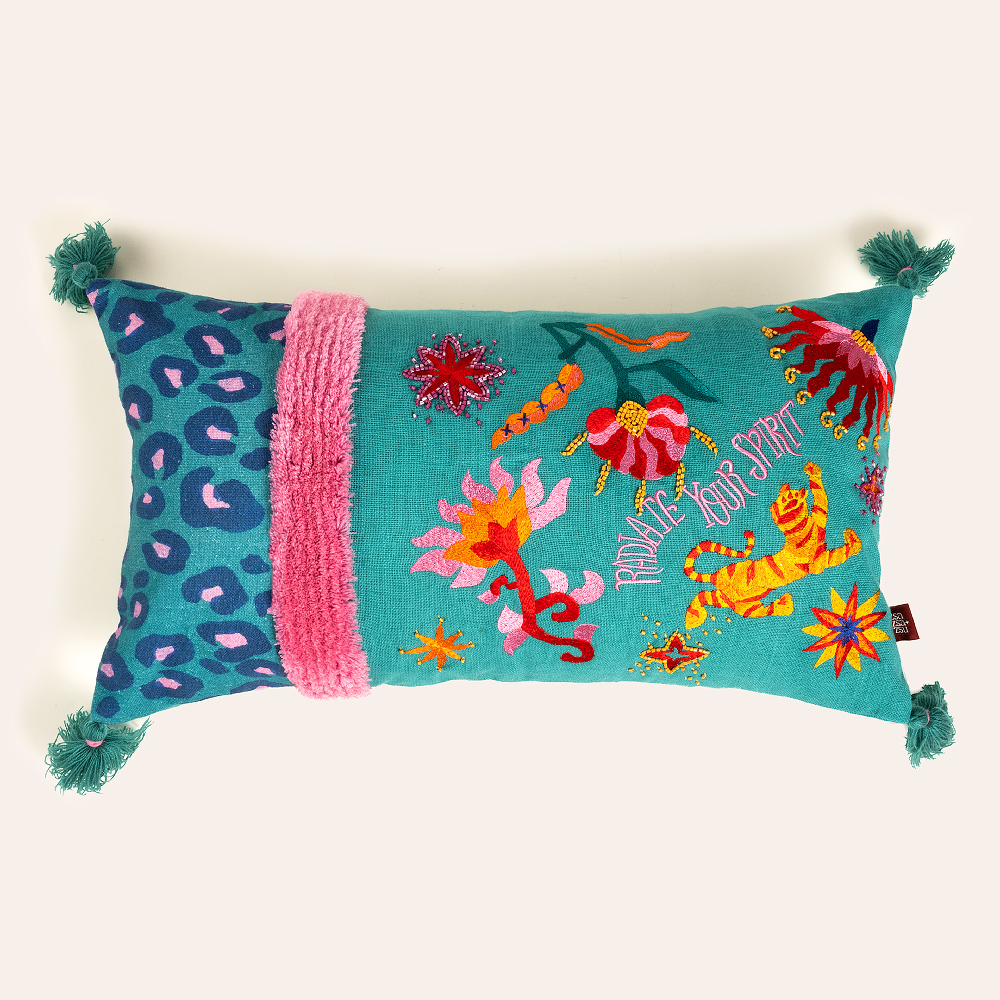 Ghunı Püsküllü Nakışlı Pamuk Dolgulu Kırlent 30x55 Cm Yeşil