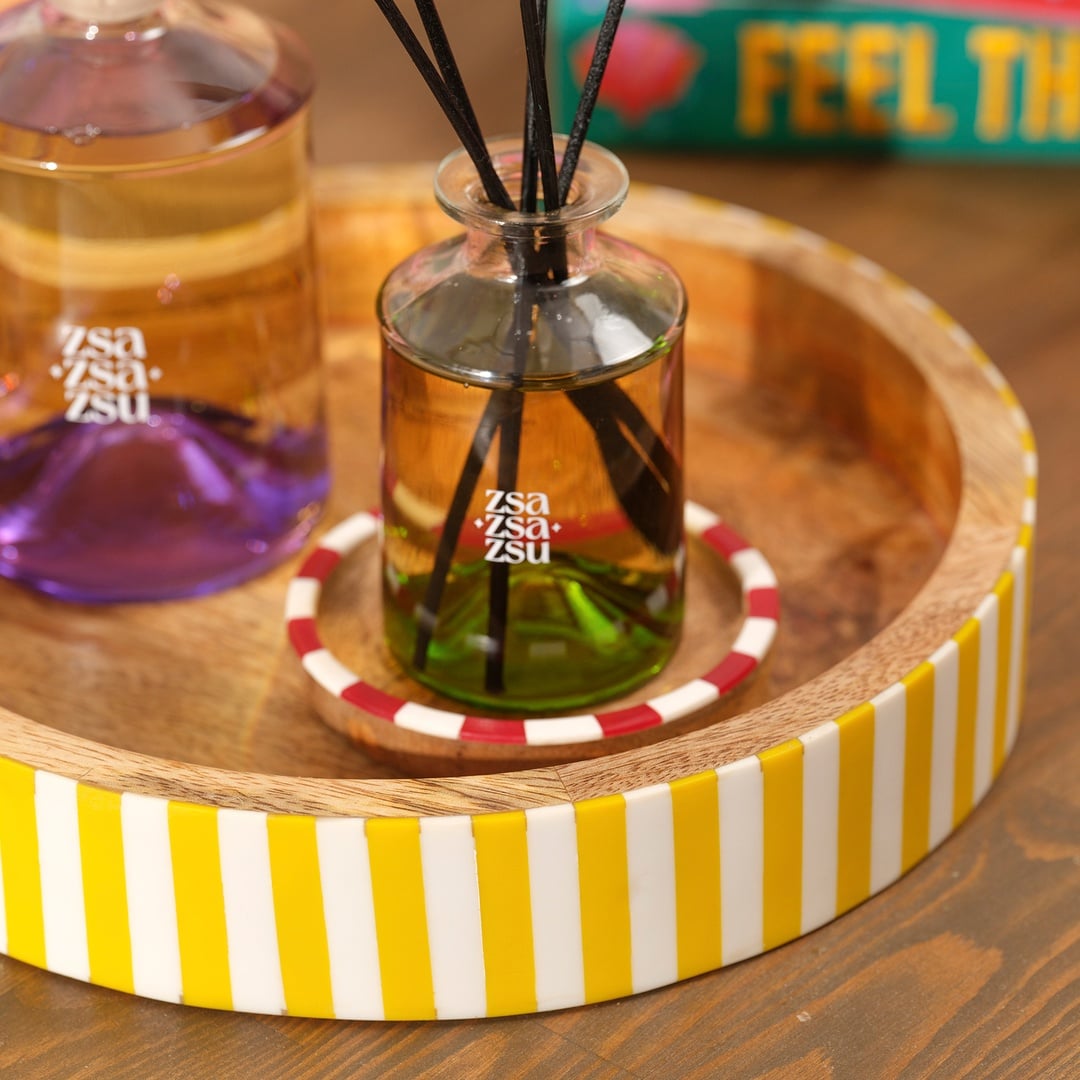 Nohar Reçine - Mango Ağacı Tepsi 28x28x5 Cm Sarı