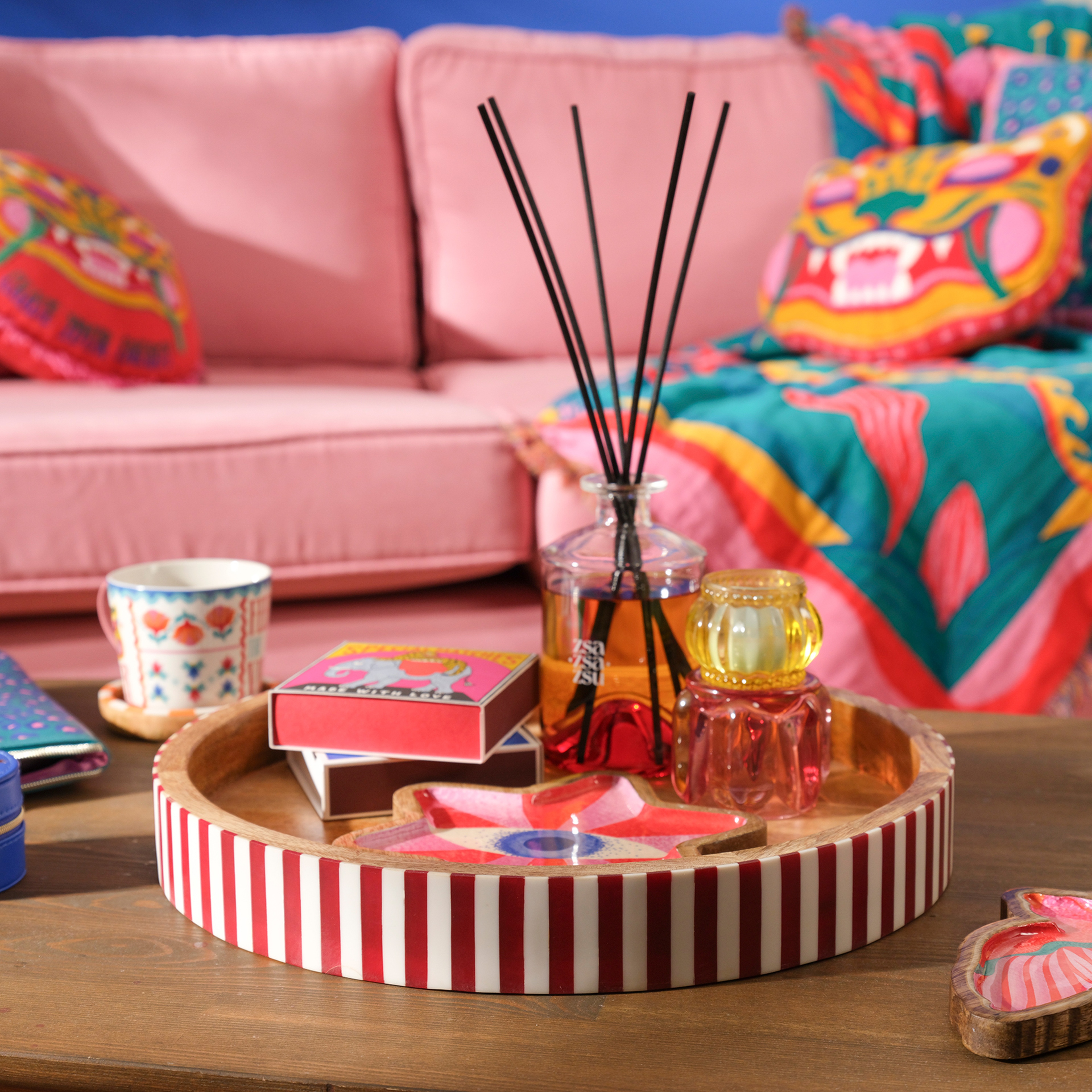 Nohar Mango Ağacı - Reçine Tepsi 38x38x5 Cm Kırmızı