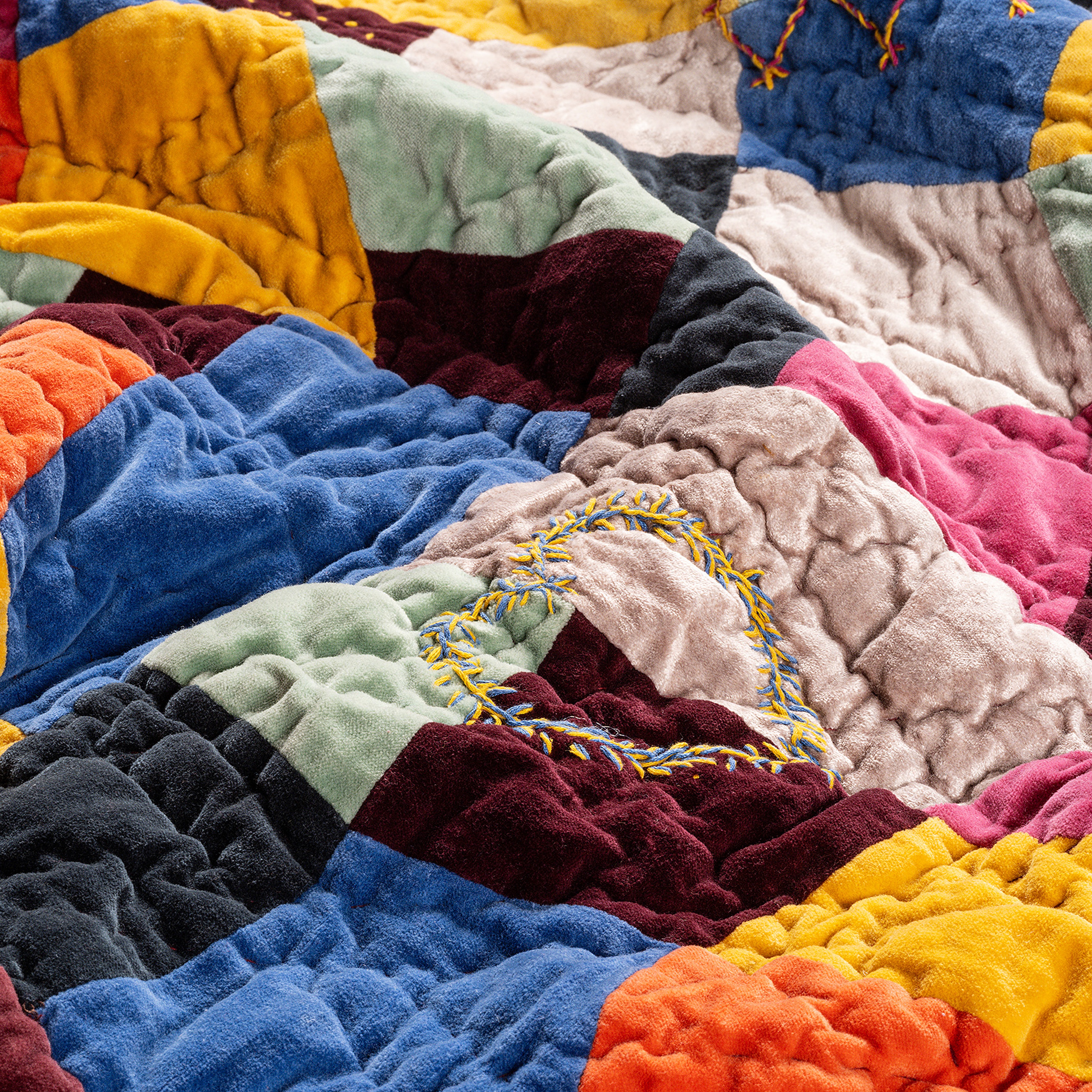 Okhla Renkli Kıng Sıze Pamuk Kadife Yatak Örtüsü Seti