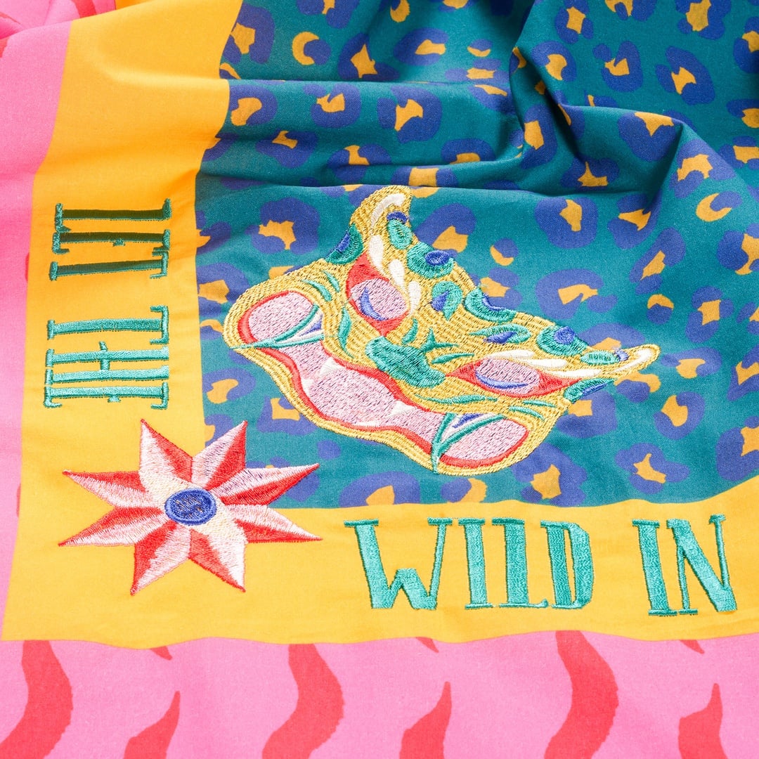 Nilüfer Dijital Baskılı Nakışlı Pamuk Masa Örtüsü 160x240 Cm Renkli