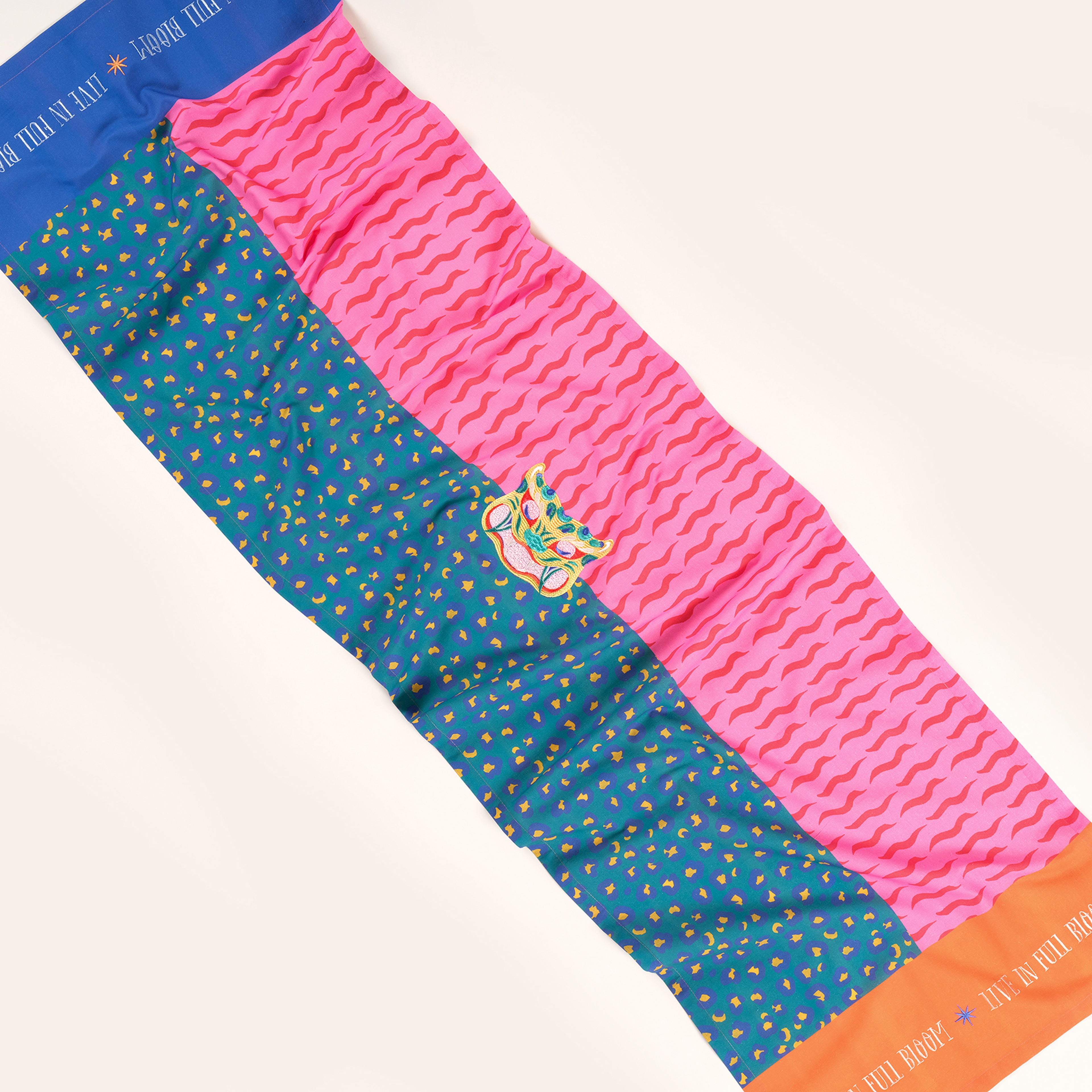 Nilüfer Dijital Baskılı Nakışlı Pamuk Runner 50x180 Cm Renkli