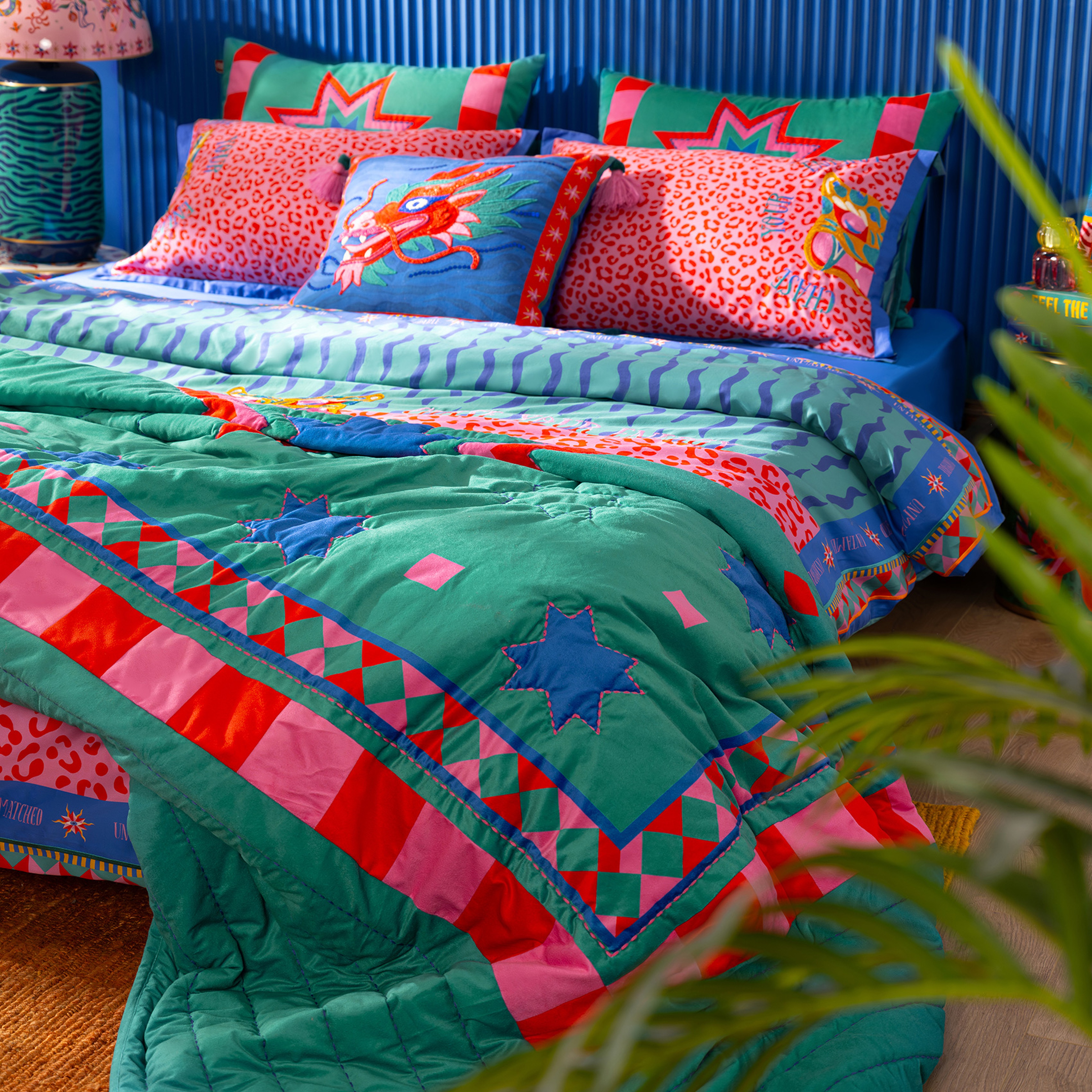 Hansı Kapitoneli Kıng Sıze Yatak Örtüsü Seti 260x280 Cm Yeşil