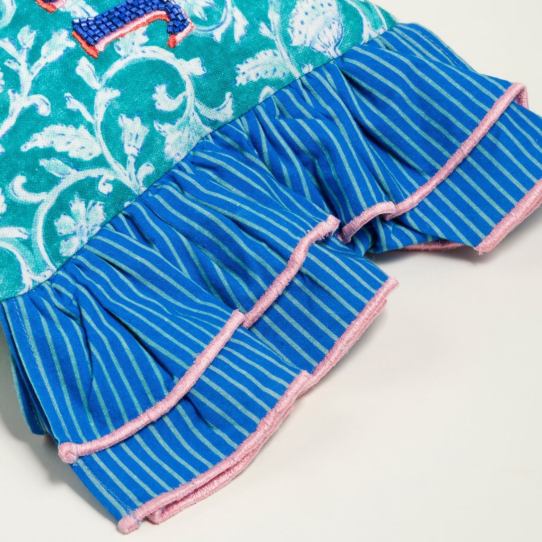 Ghunı Fırfırlı Nakışlı Pamuk Dolgulu Kırlent 20x55 Cm Mavi