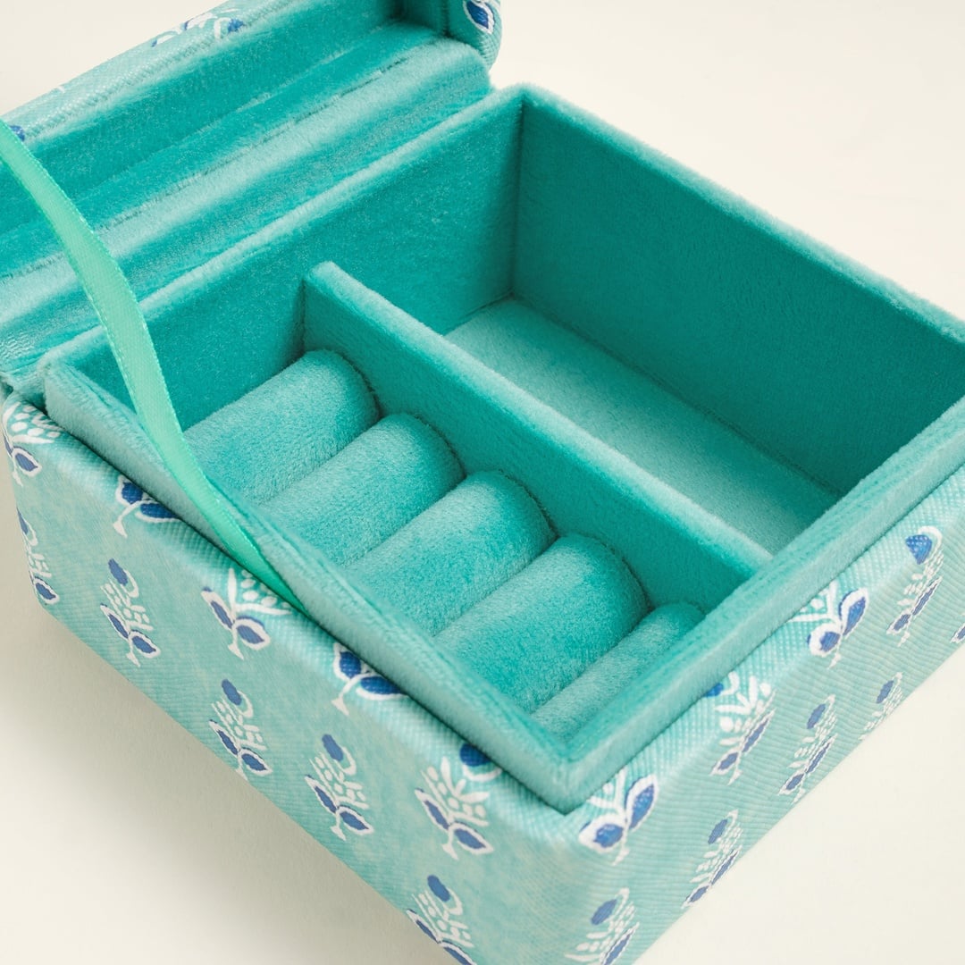 Meılın Pvc Takı Kutusu 10.5x10.5x6.5 Cm Yeşil