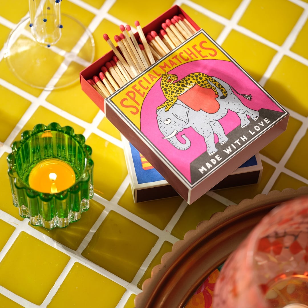 Elephant And Cheetah Ahşap Hediyelik Eşya 11x11x3 Cm Renkli