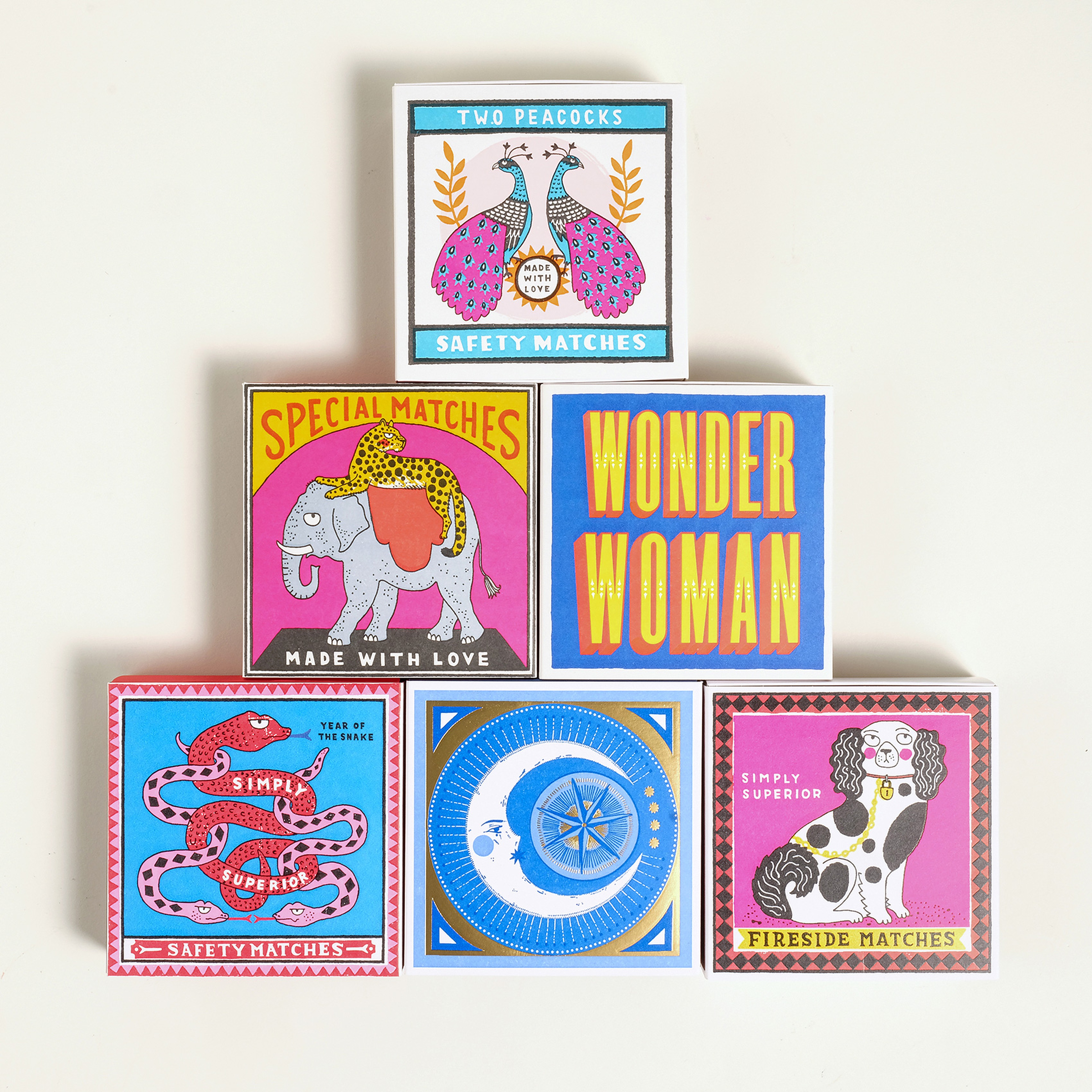 Elephant And Cheetah Ahşap Hediyelik Eşya 11x11x3 Cm Renkli