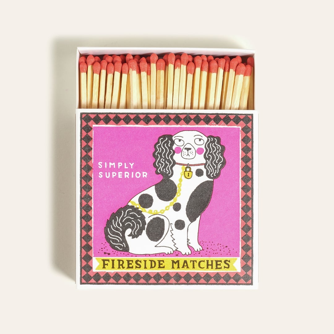 Staffordshire Figure Ahşap Kibrit Hediyelik Eşya 11x11x3 Cm Renkli