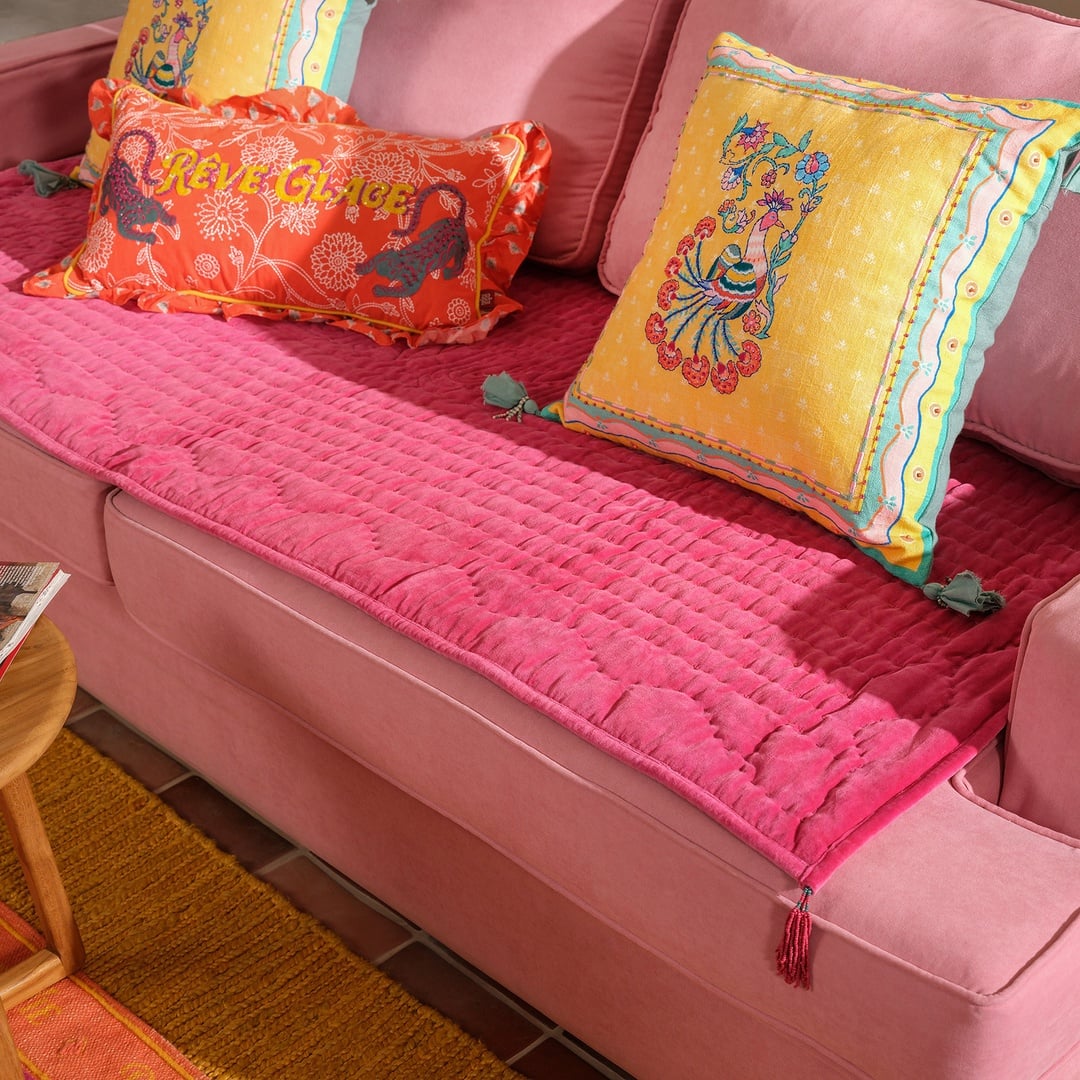 Okhla El İşi Püsküllü Kapitoneli Pamuk Kadife Koltuk Matı 85x185 Cm Fuşya