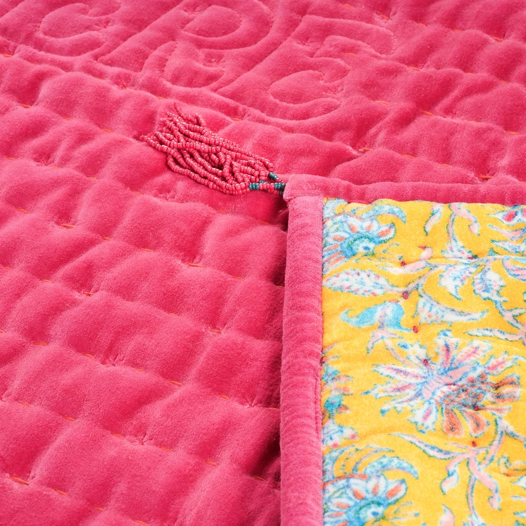 Okhla El İşi Püsküllü Kapitoneli Pamuk Kadife Koltuk Matı 85x185 Cm Fuşya