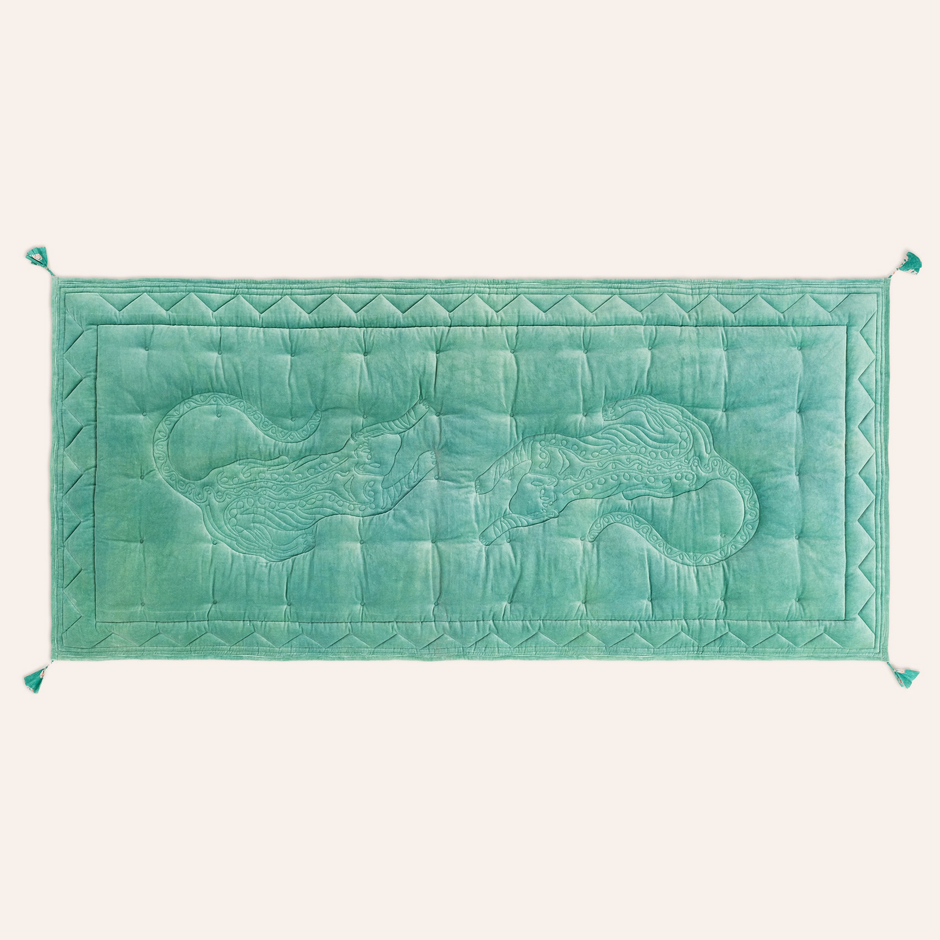 Okhla El İşi Püsküllü Kapitoneli Pamuk Kadife Koltuk Matı 85x185 Cm Yeşil