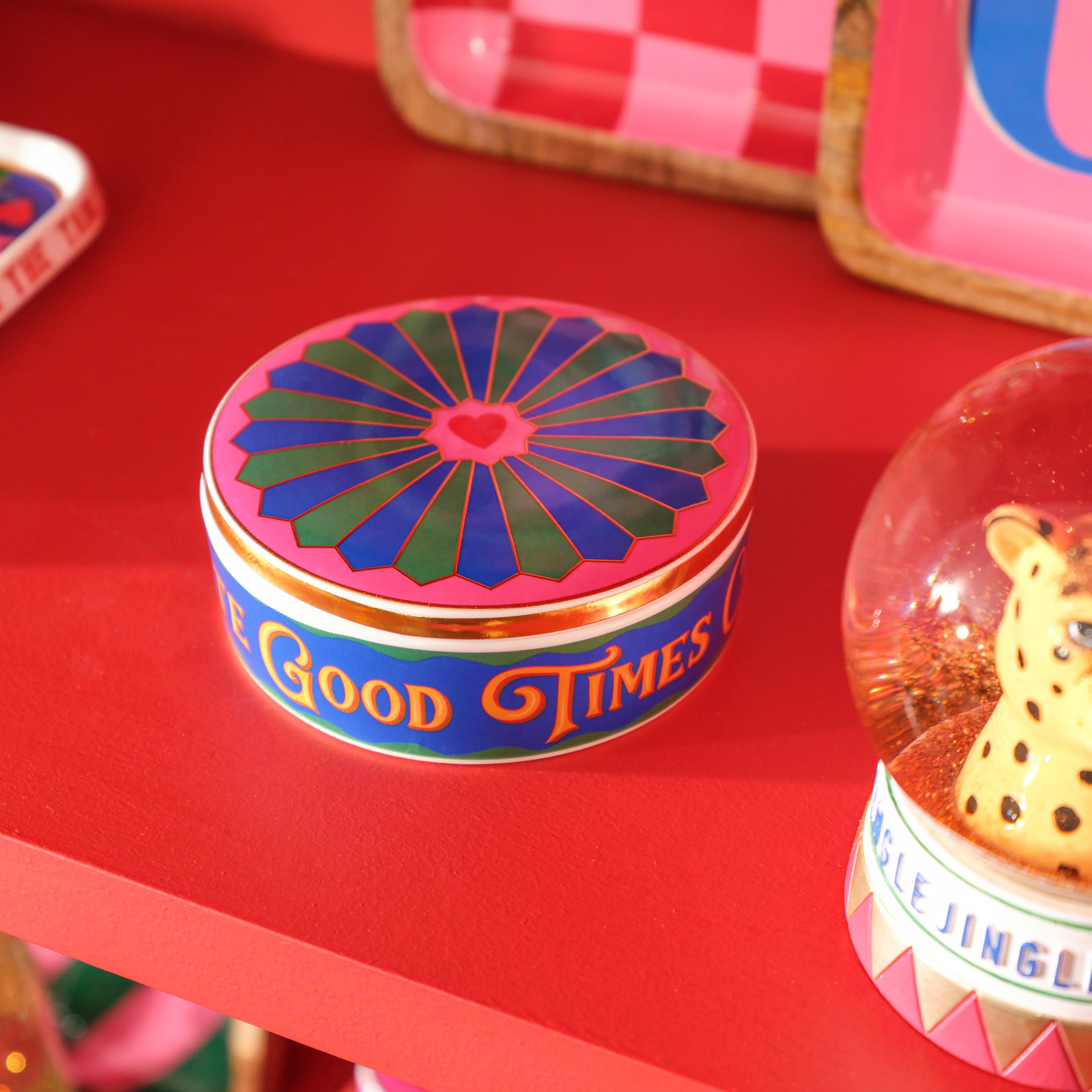 Shekou Porselen Dekoratif Obje 12x12x4 Cm Renkli