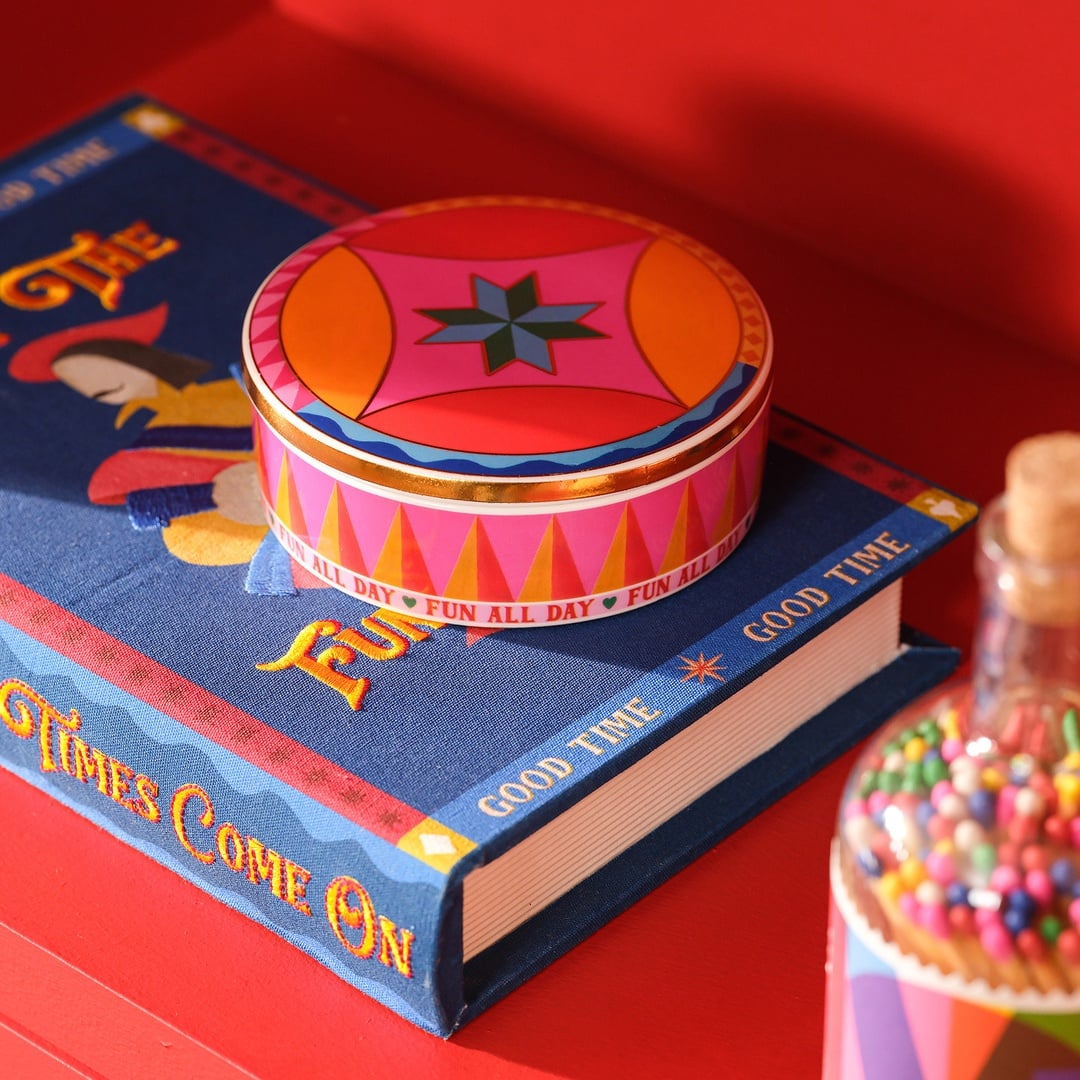 Shekou Porselen Dekoratif Obje 12x12x4 Cm Renkli