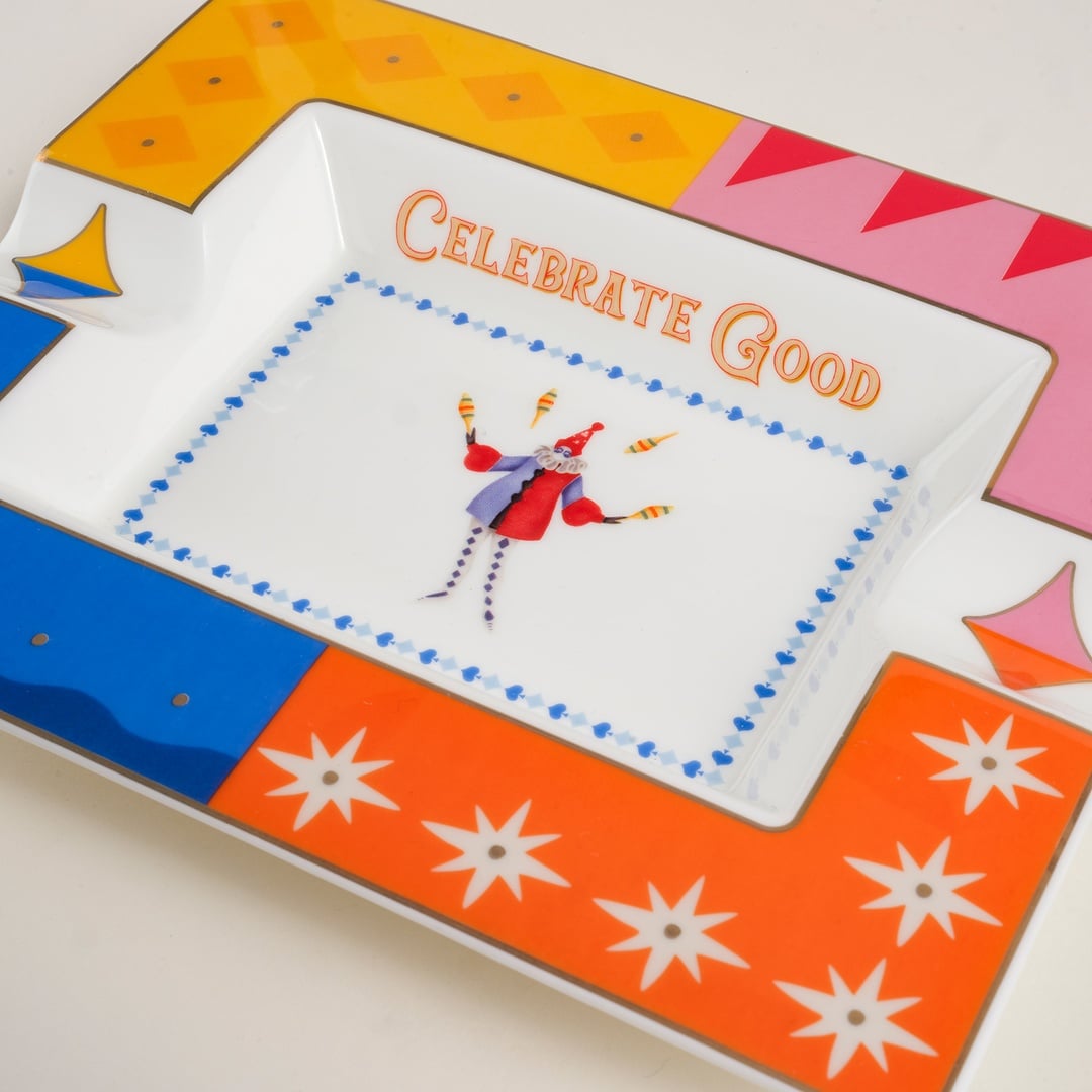 Luohu Porselen Kül Tablası 19x16x3 Cm Renkli