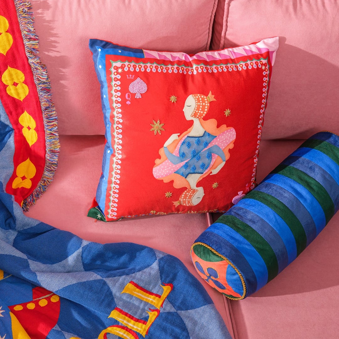 Hansı Dijital Baskılı Dolgulu Kırlent 50x50 Cm Renkli