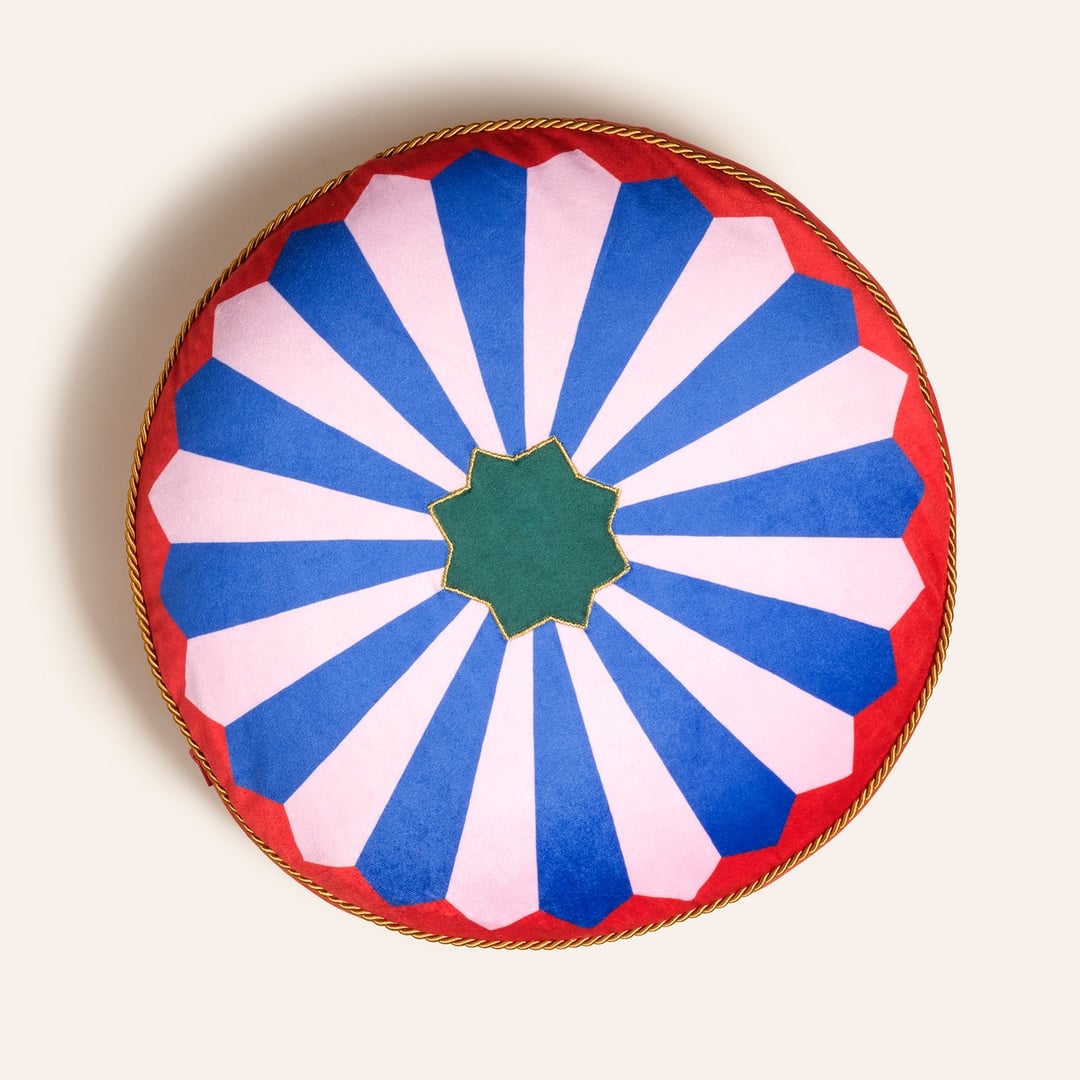 Hansı Dijital Baskılı Dolgulu Kırlent 40 Cm Renkli