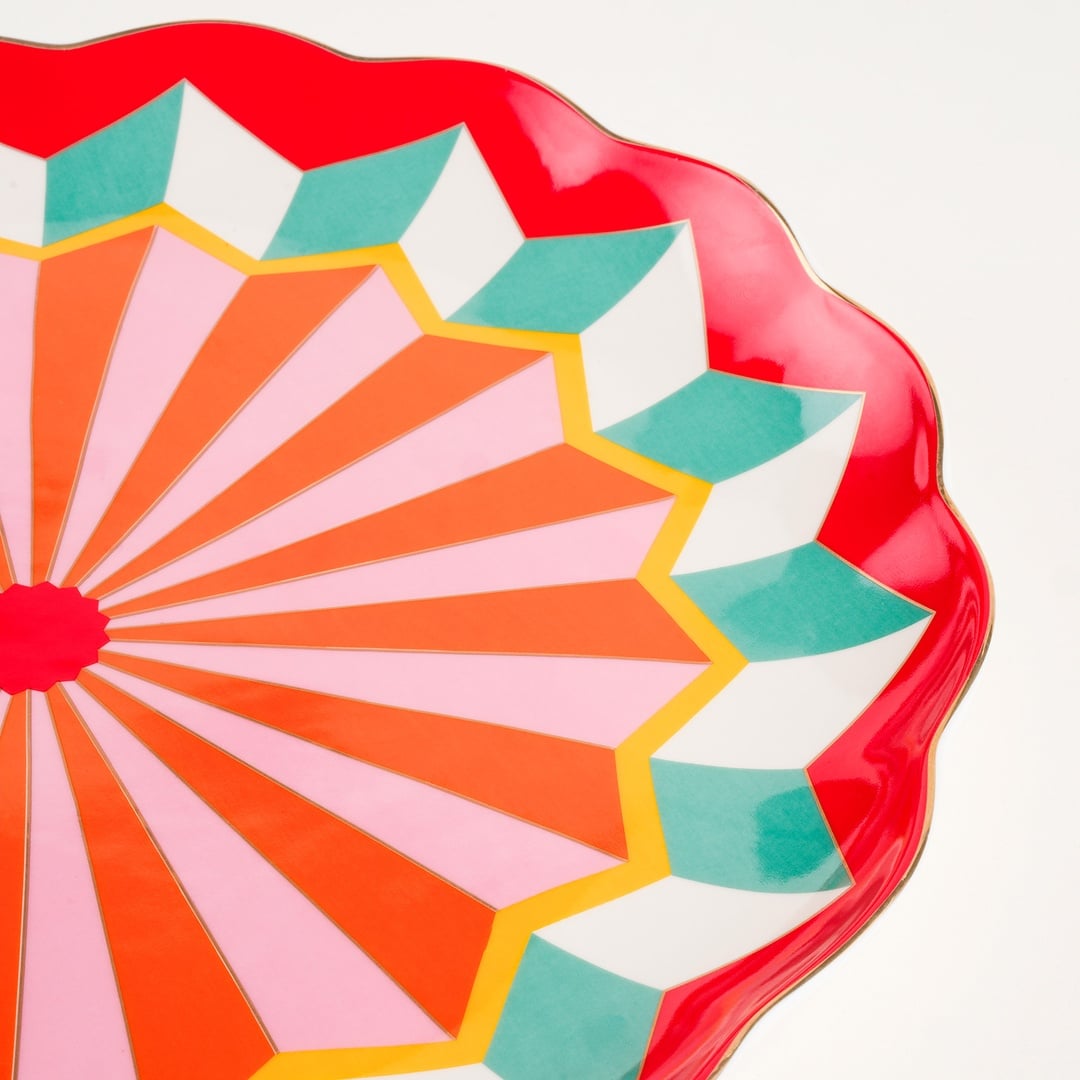 Luohu Porselen Yemek Tabağı 27x27x3 Cm Kırmızı