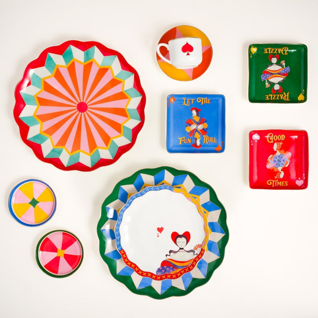 Luohu Porselen Yemek Tabağı 27x27x3 Cm Kırmızı