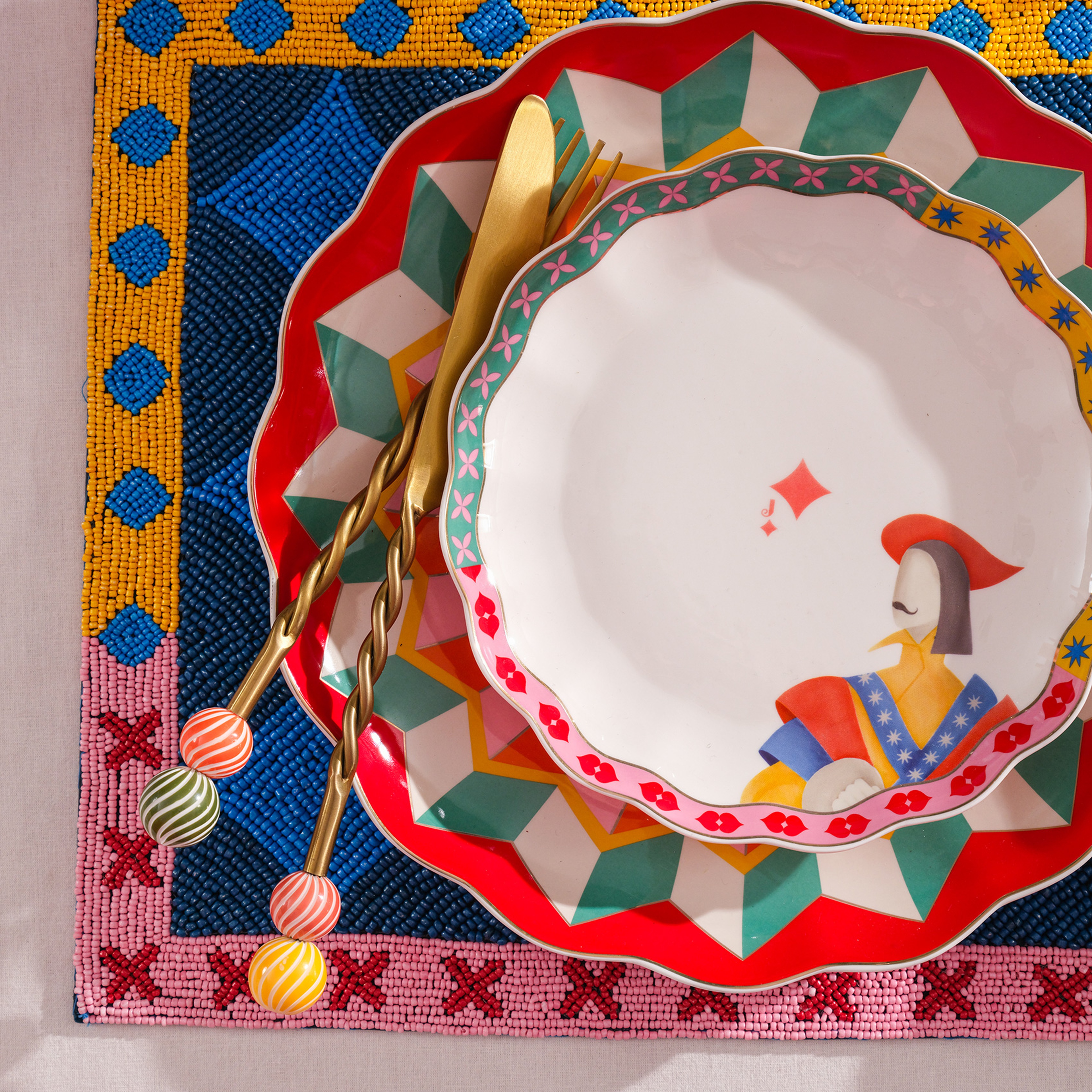 Luohu Porselen Pasta Tabağı 19x19x2 Cm Renkli