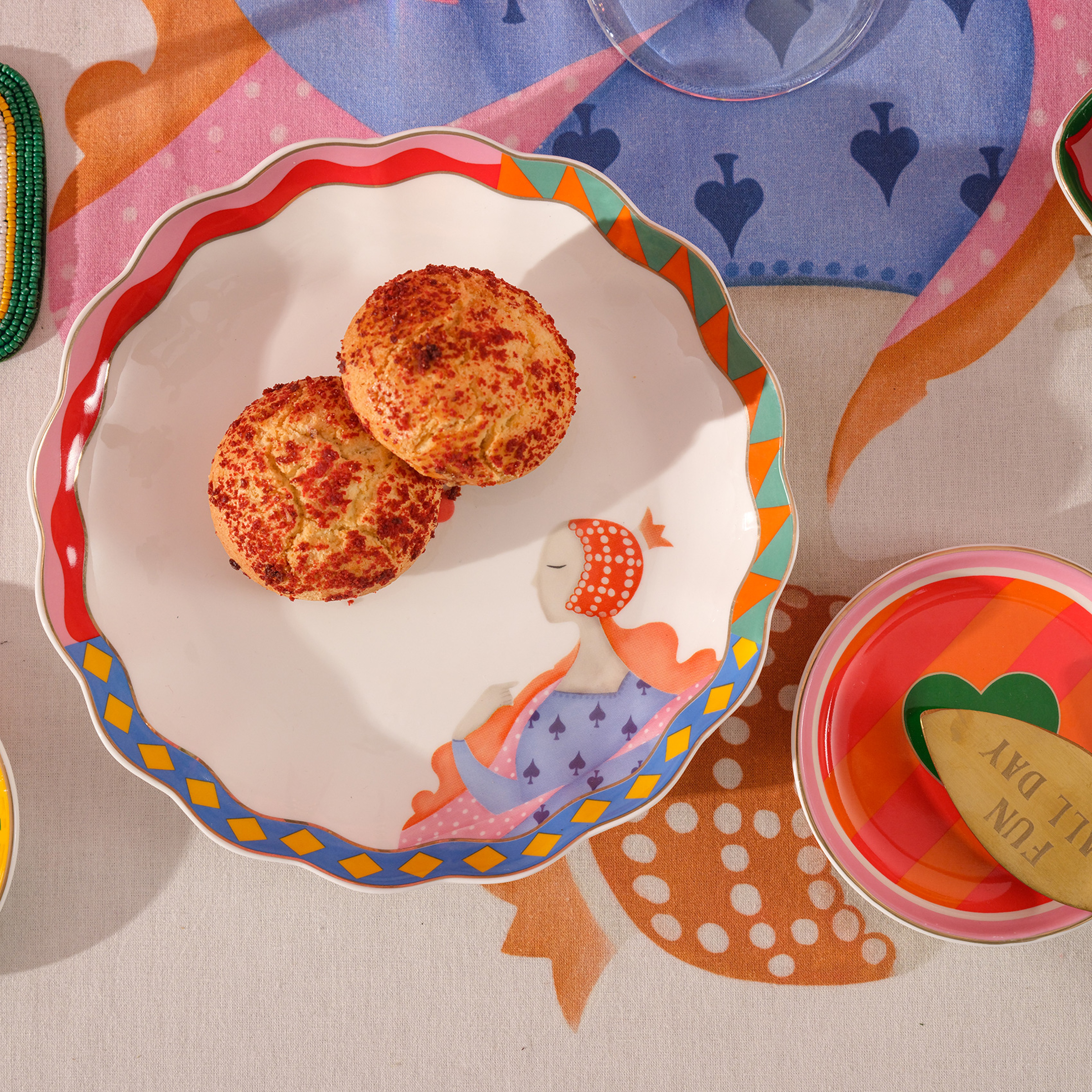 Luohu Porselen Pasta Tabağı 19x19x2 Cm Renkli