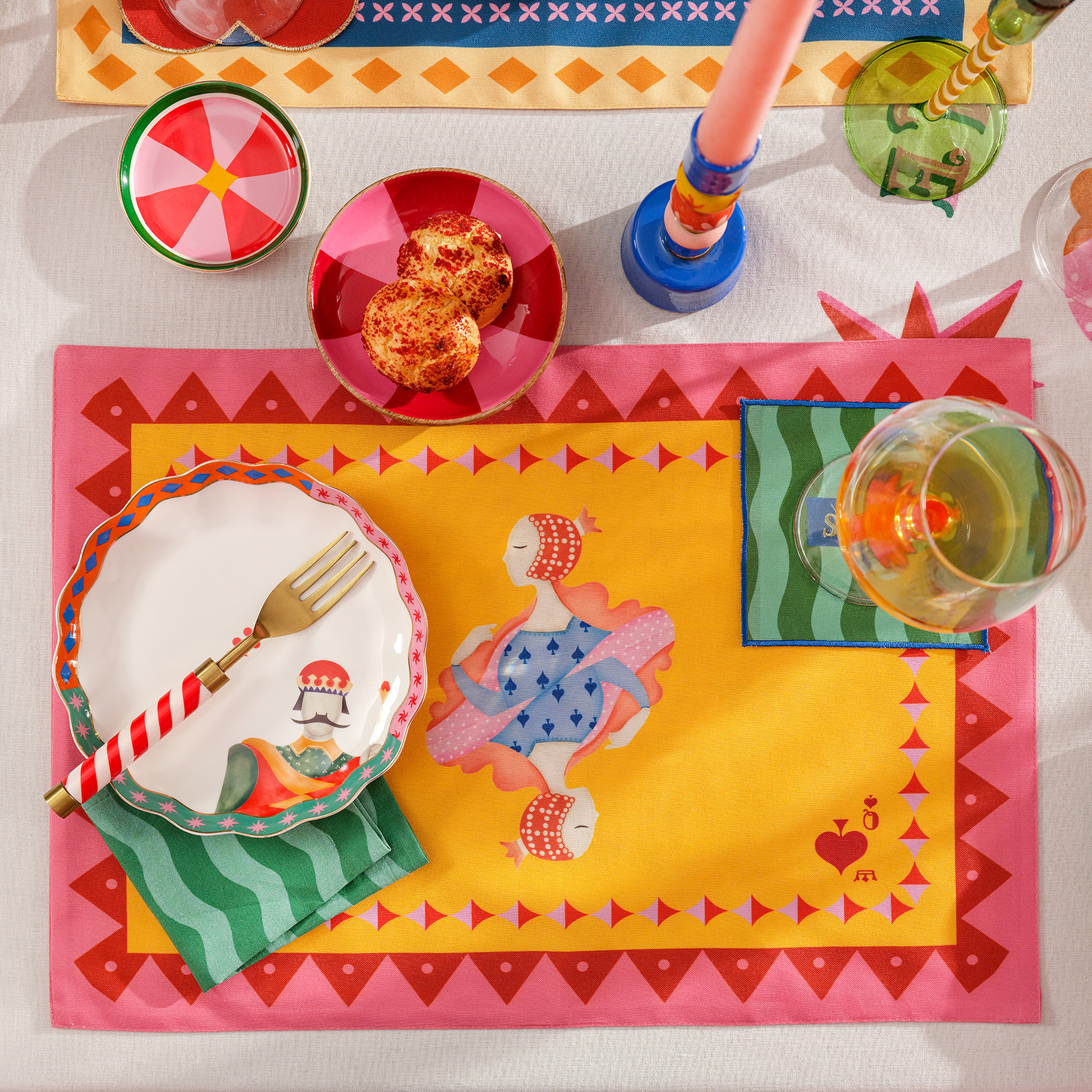 Nilüfer Dijital Baskılı Polyester Amerikan Servis 35x50 Cm Pembe