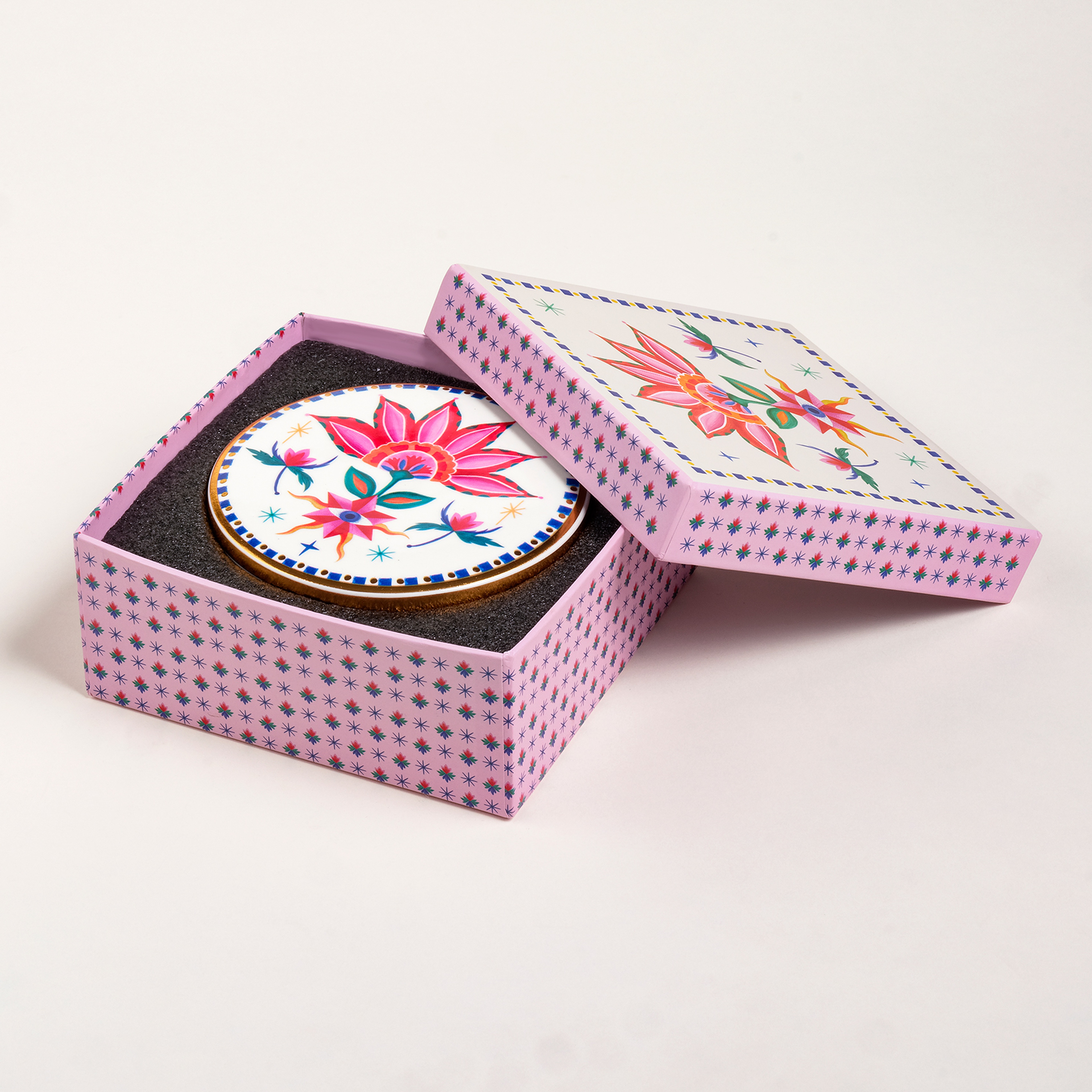 Shekou Porselen Dekoratif Obje 12x12x4 Cm Renkli