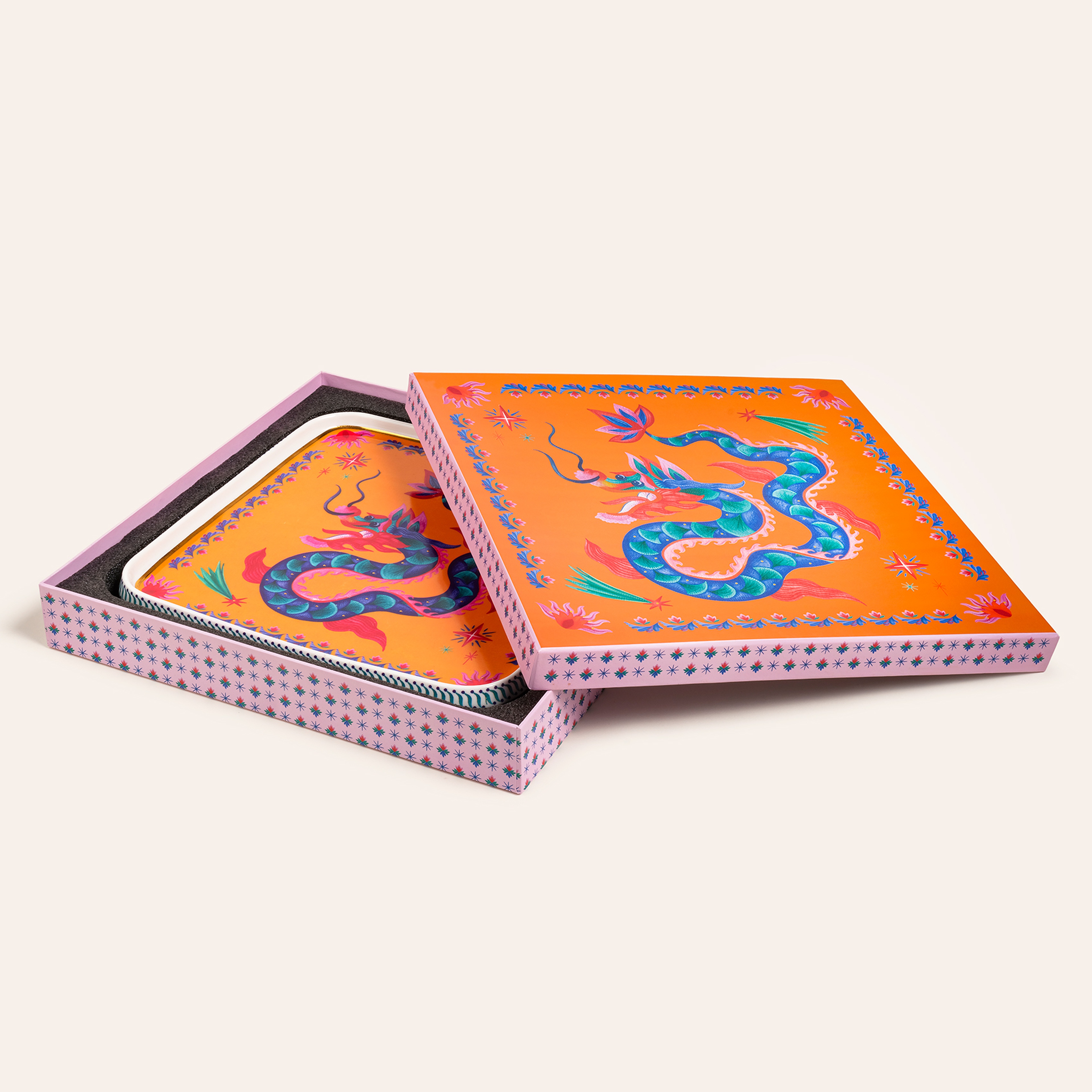 Shekou Porselen Dekoratif Tepsi 28x28x3 Cm Renkli