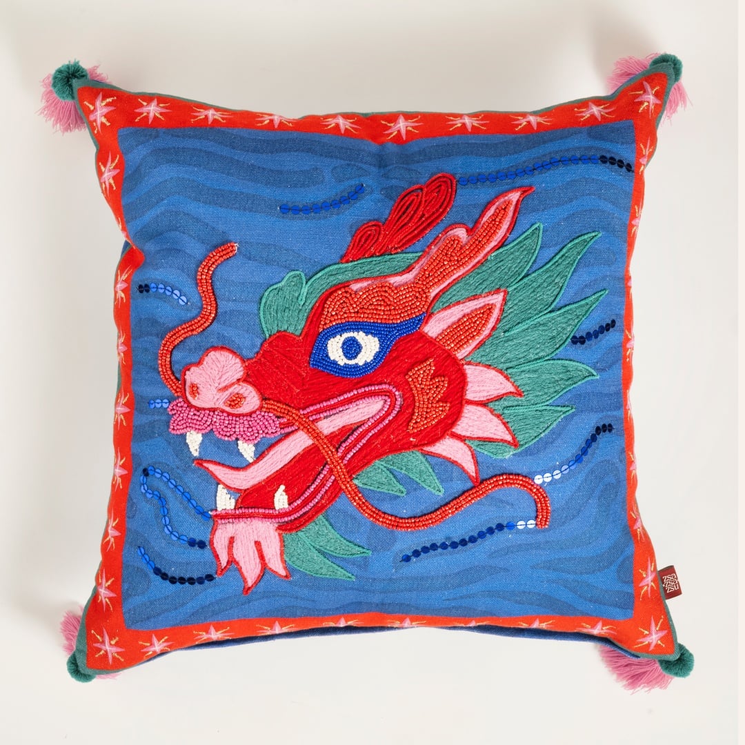 Ghunı Püsküllü Nakışlı Pamuk Dolgulu Kırlent 50x50 Cm Mavi