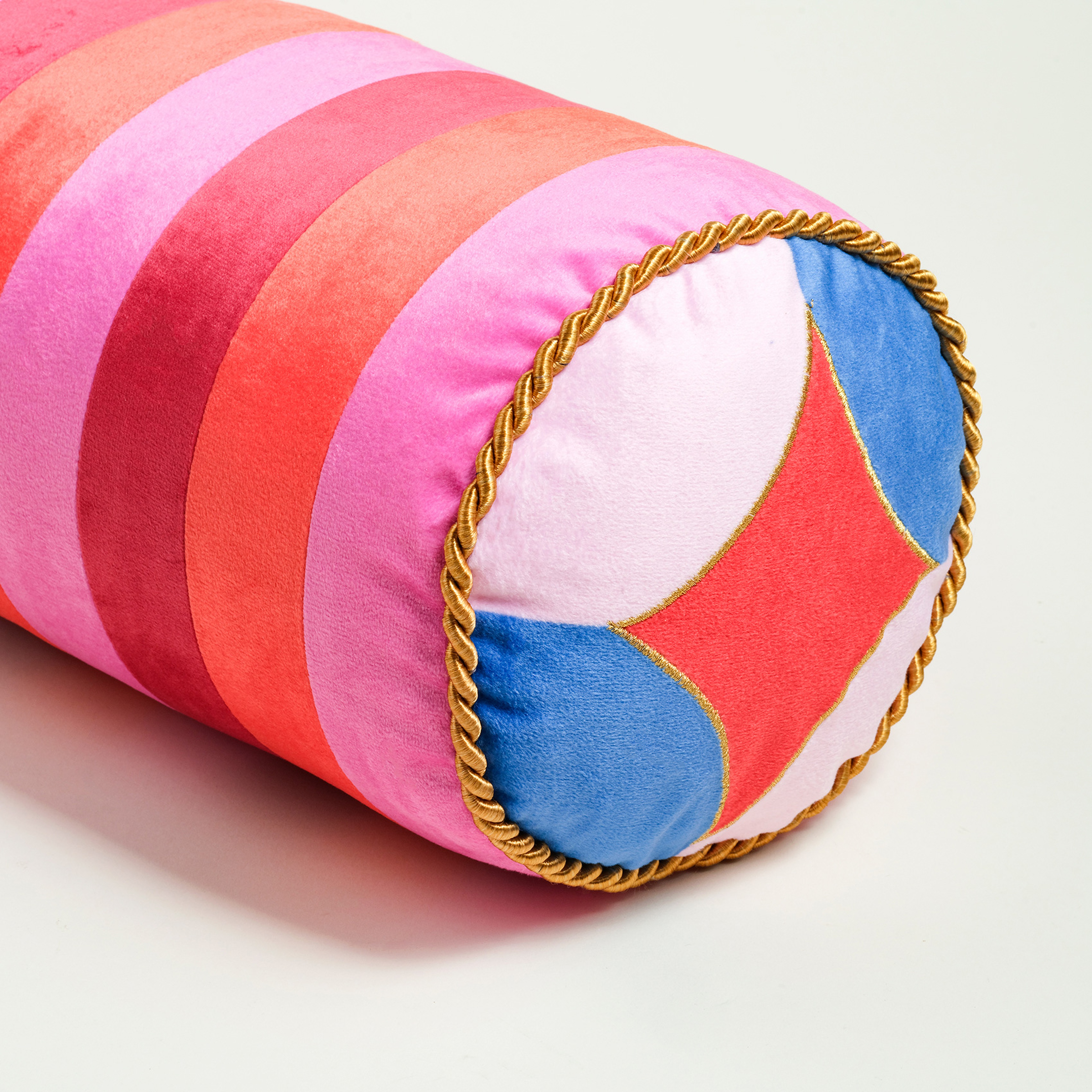 Hansı Dijital Baskılı Dolgulu Kırlent 17x47 Cm Kırmızı - Pembe