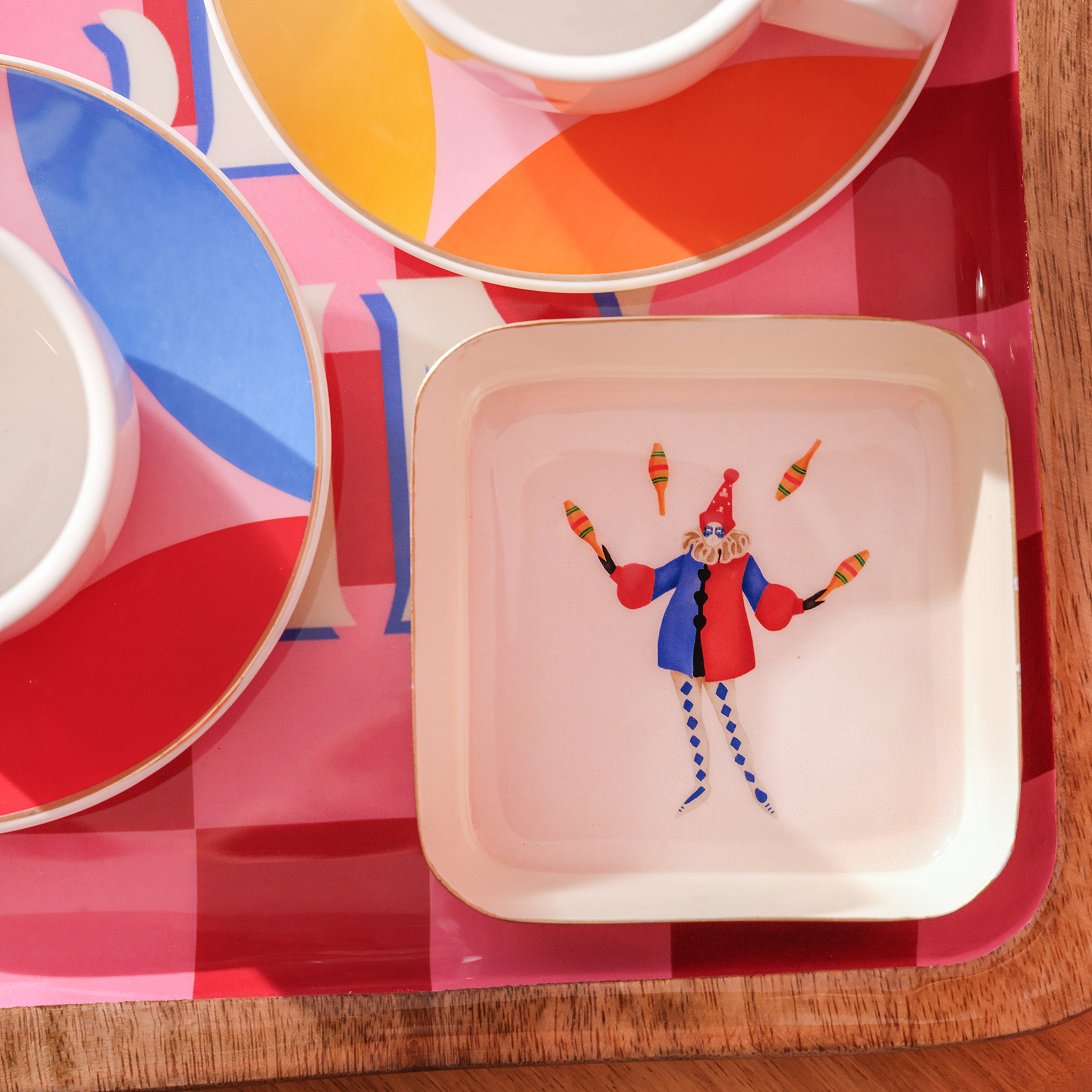 Nanpur Demir Dekoratif Tepsi 9x9x2.5 Cm Beyaz