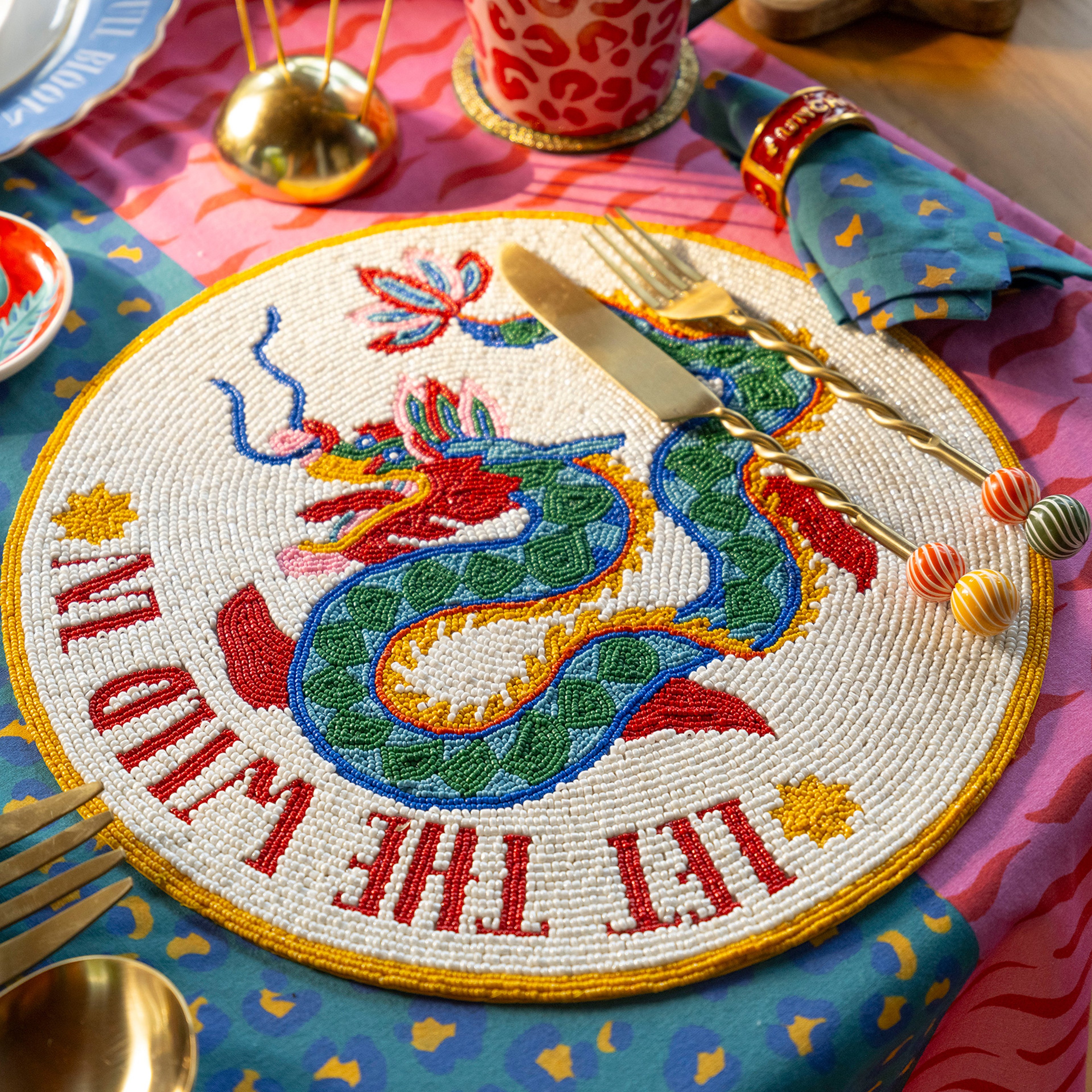 Dadrı Cam - Polyester Amerikan Servis 35 Cm Beyaz