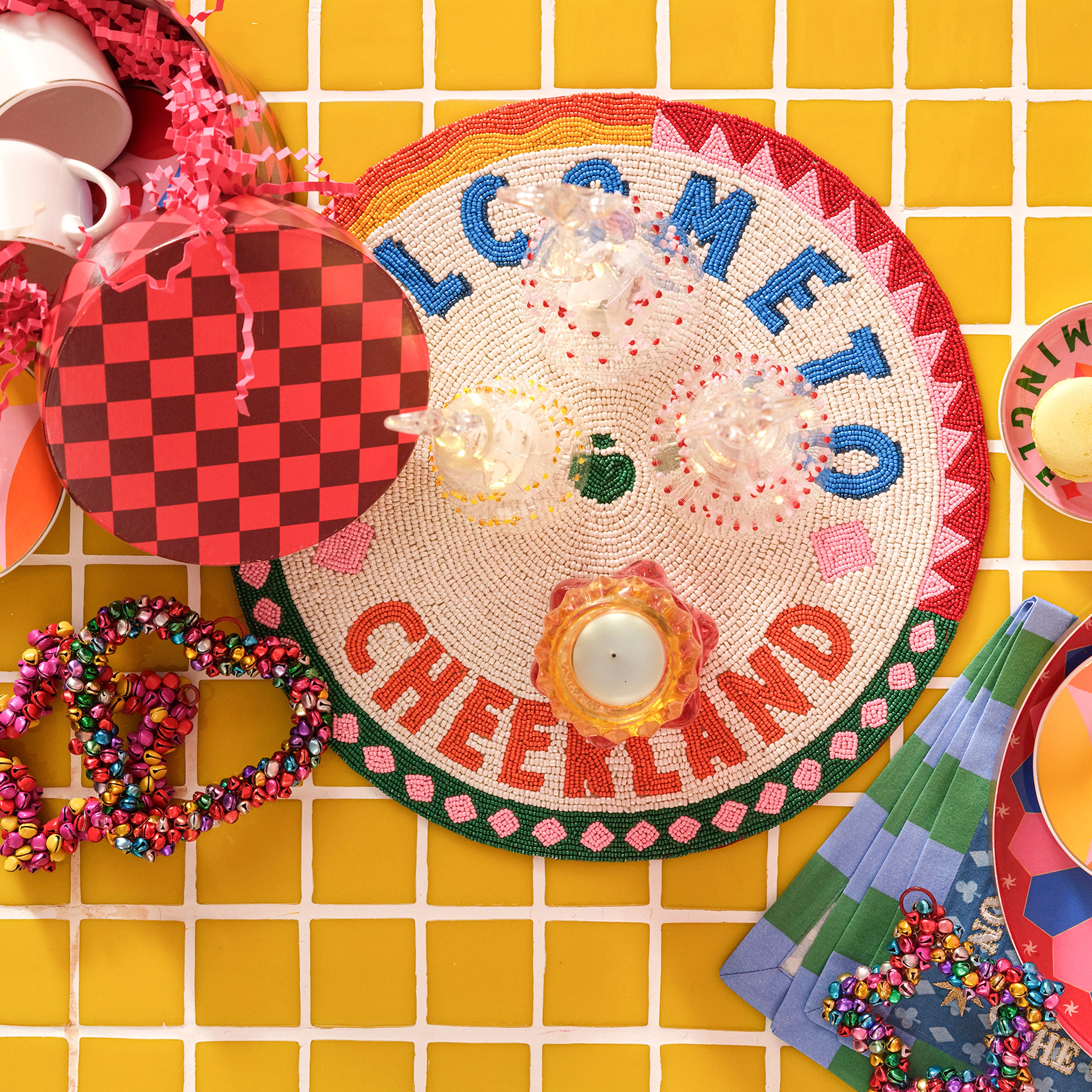 Dadrı Cam - Polyester Amerikan Servis 35 Cm Beyaz