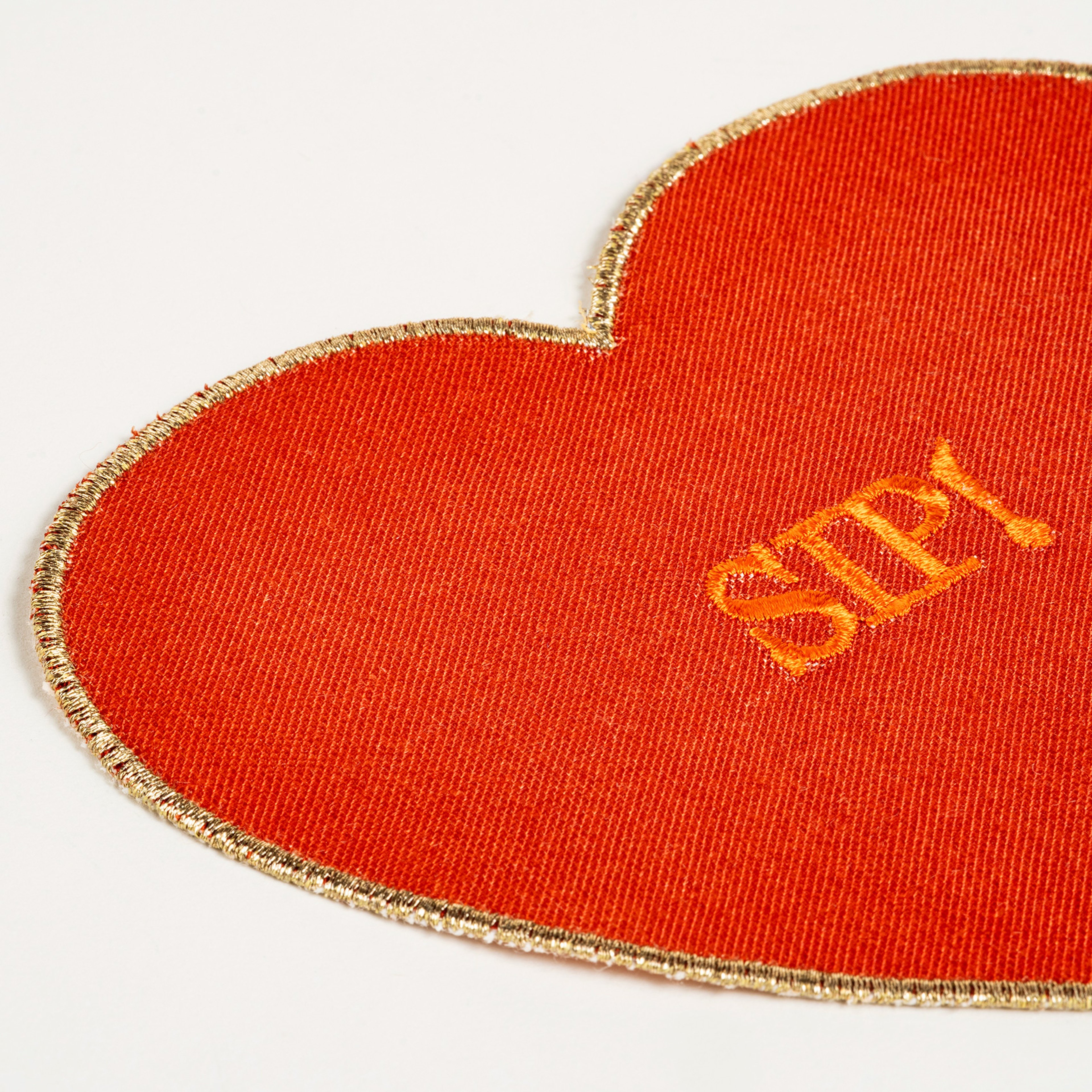 Nilüfer Dijital Baskılı Nakışlı Polyester Bardak Altlığı 13x13 Cm Renkli