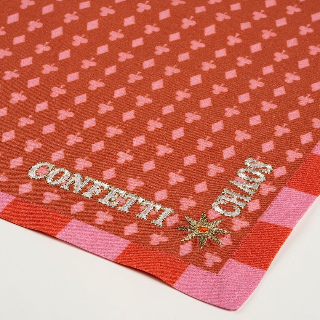 Nilüfer Dijital Baskılı Nakışlı Pamuk Peçete Seti 45x45 Cm Ekru - Kırmızı