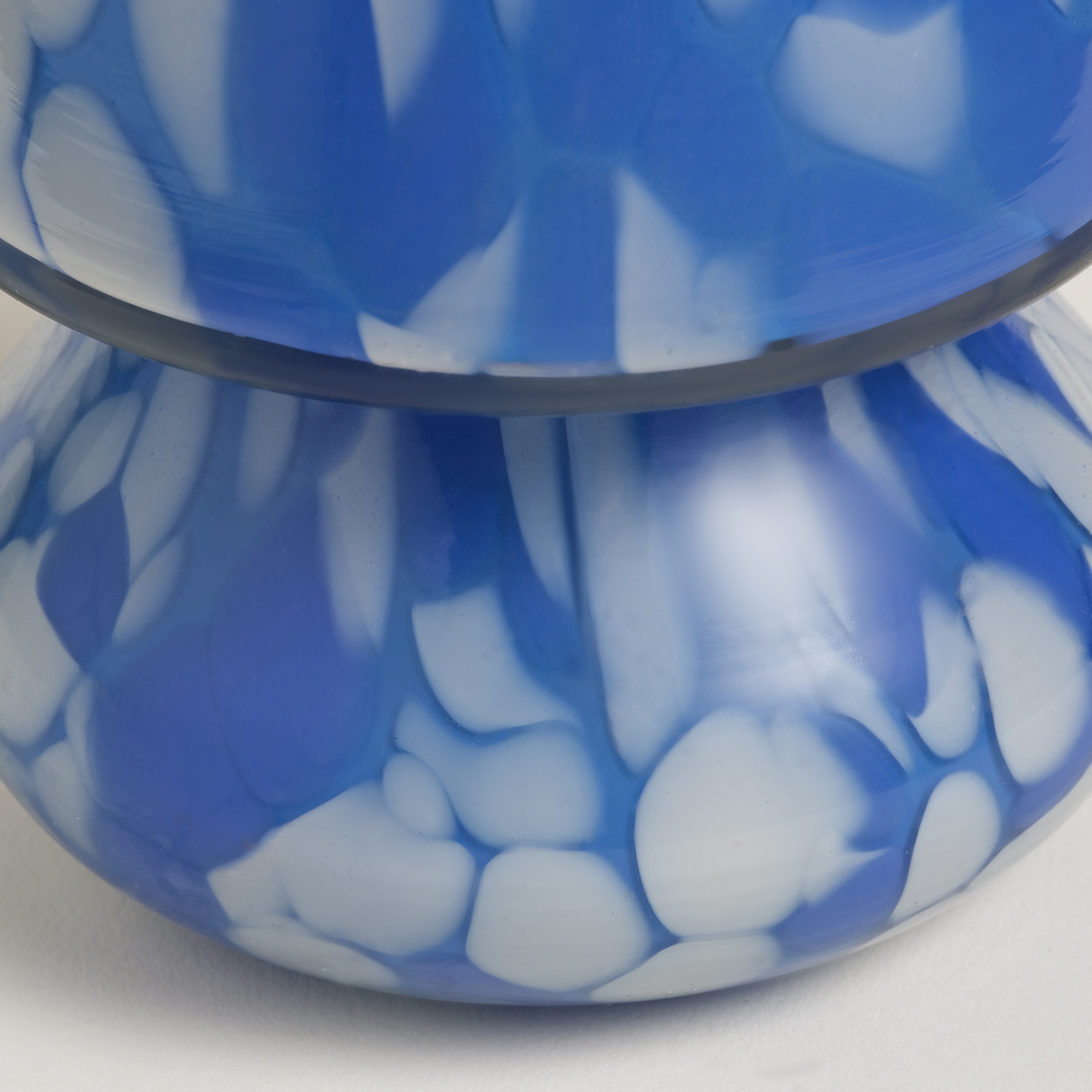 Aravalı Cam Mumluk 14x14x18 Cm Mavi - Beyaz