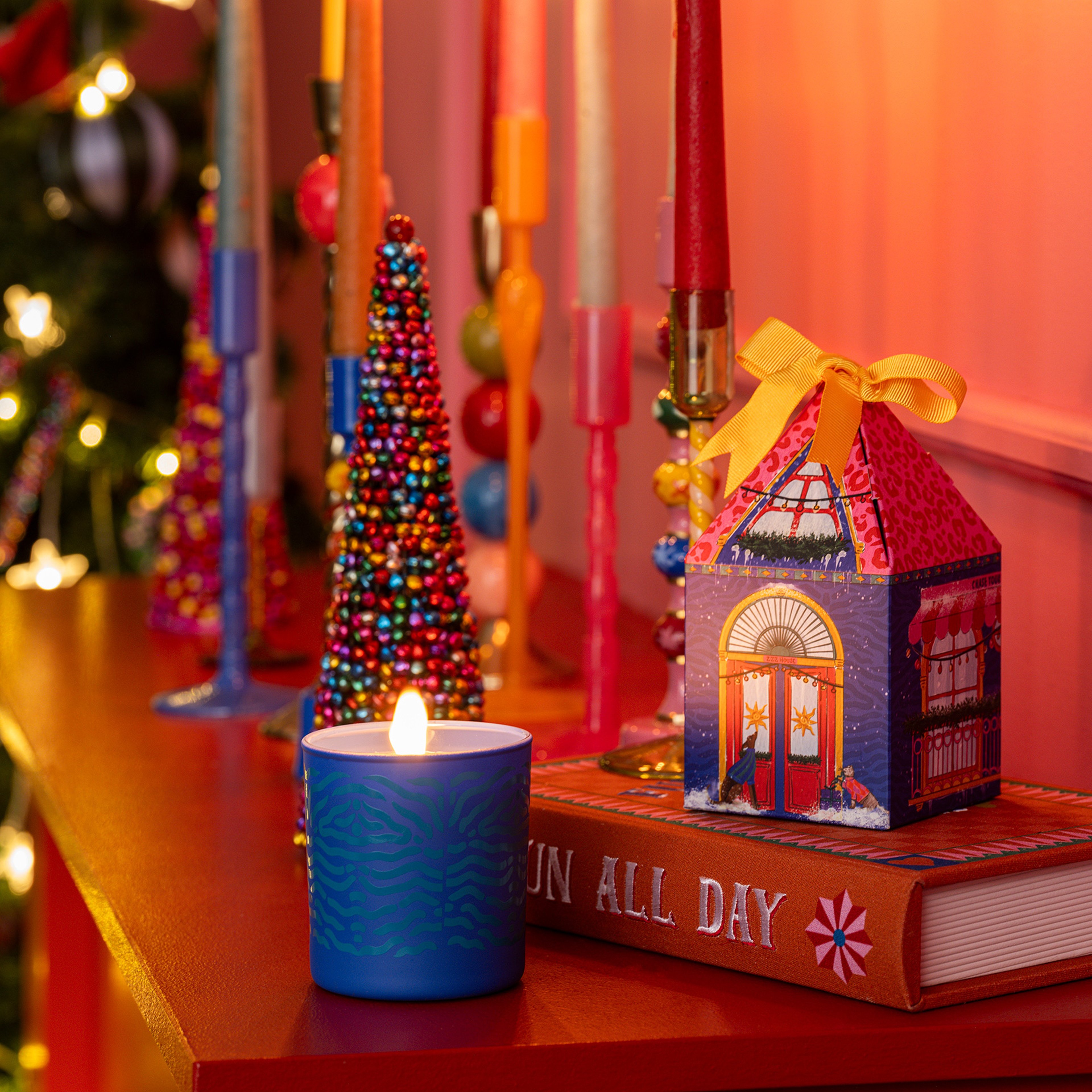 Party House Soya Wax Kokulu Mum 200 Gr Zeplımer