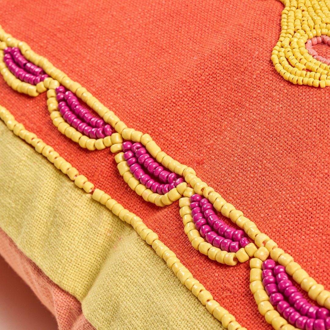 Ghunı Püsküllü Nakışlı Pamuk Dolgulu Kırlent 50x50 Cm Turuncu