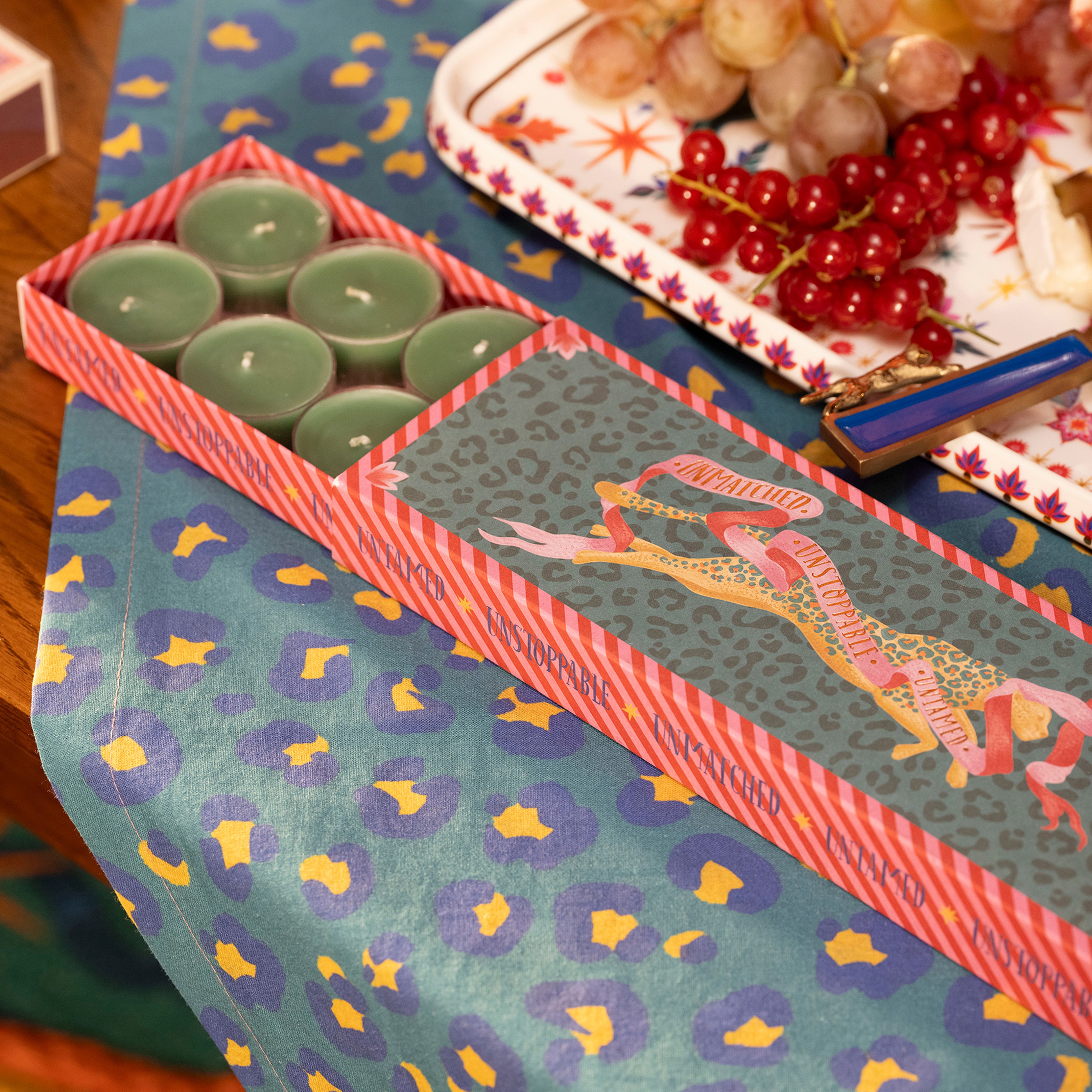 Misi Parafın Mum 24x8 Cm Yeşil