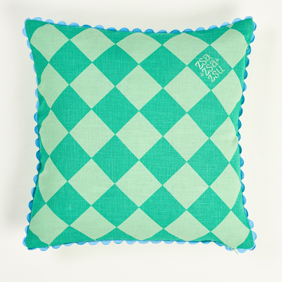 Hansı Dijital Baskılı Nakışlı Pamuk Dolgulu Kırlent 50x50 Cm Yeşil