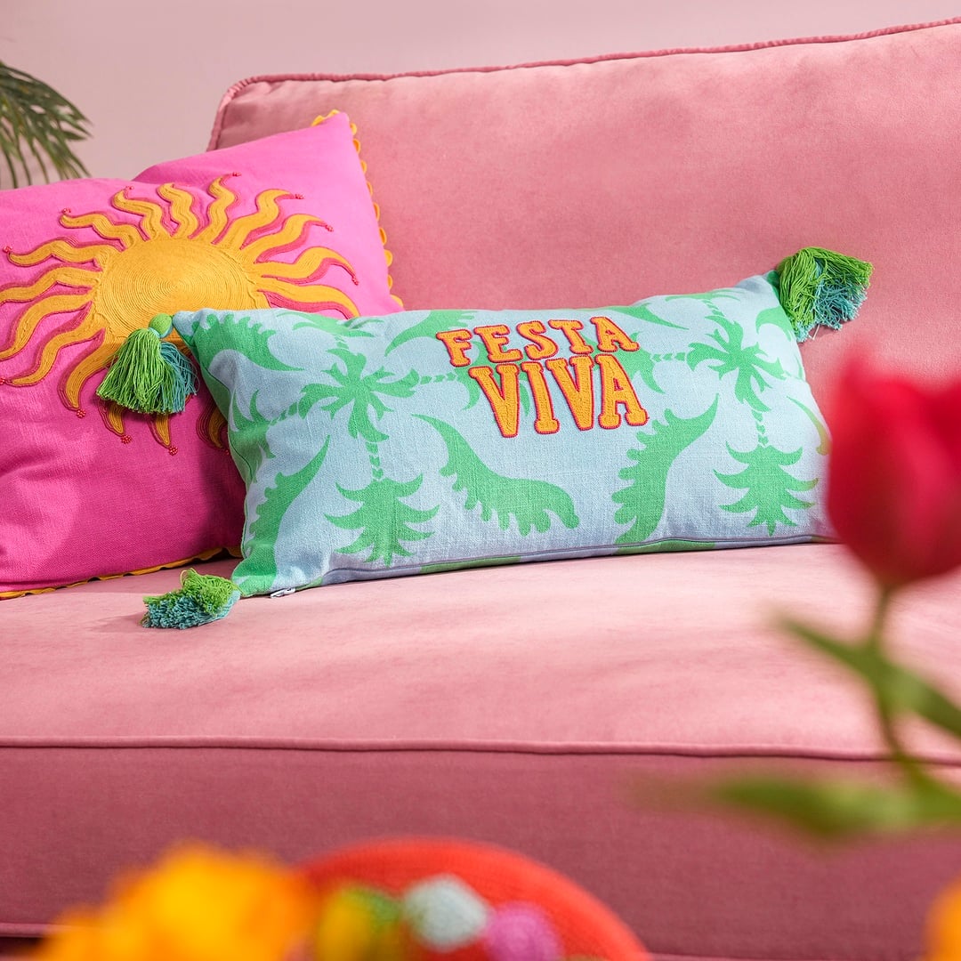 Hansı Dijital Baskılı Püsküllü Nakışlı Pamuk Dolgulu Kırlent 30x55 Cm Yeşil - Mavi