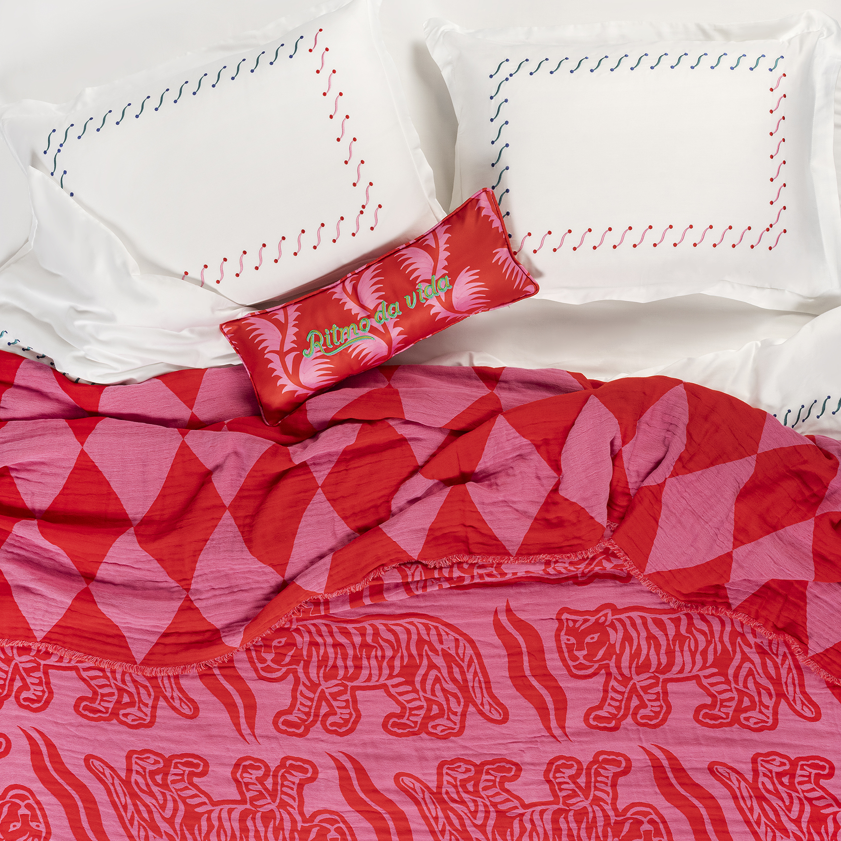 Costa Saçaklı Jakarlı Pamuk Yatak Örtüsü 260x240 Cm Kırmızı - Pembe