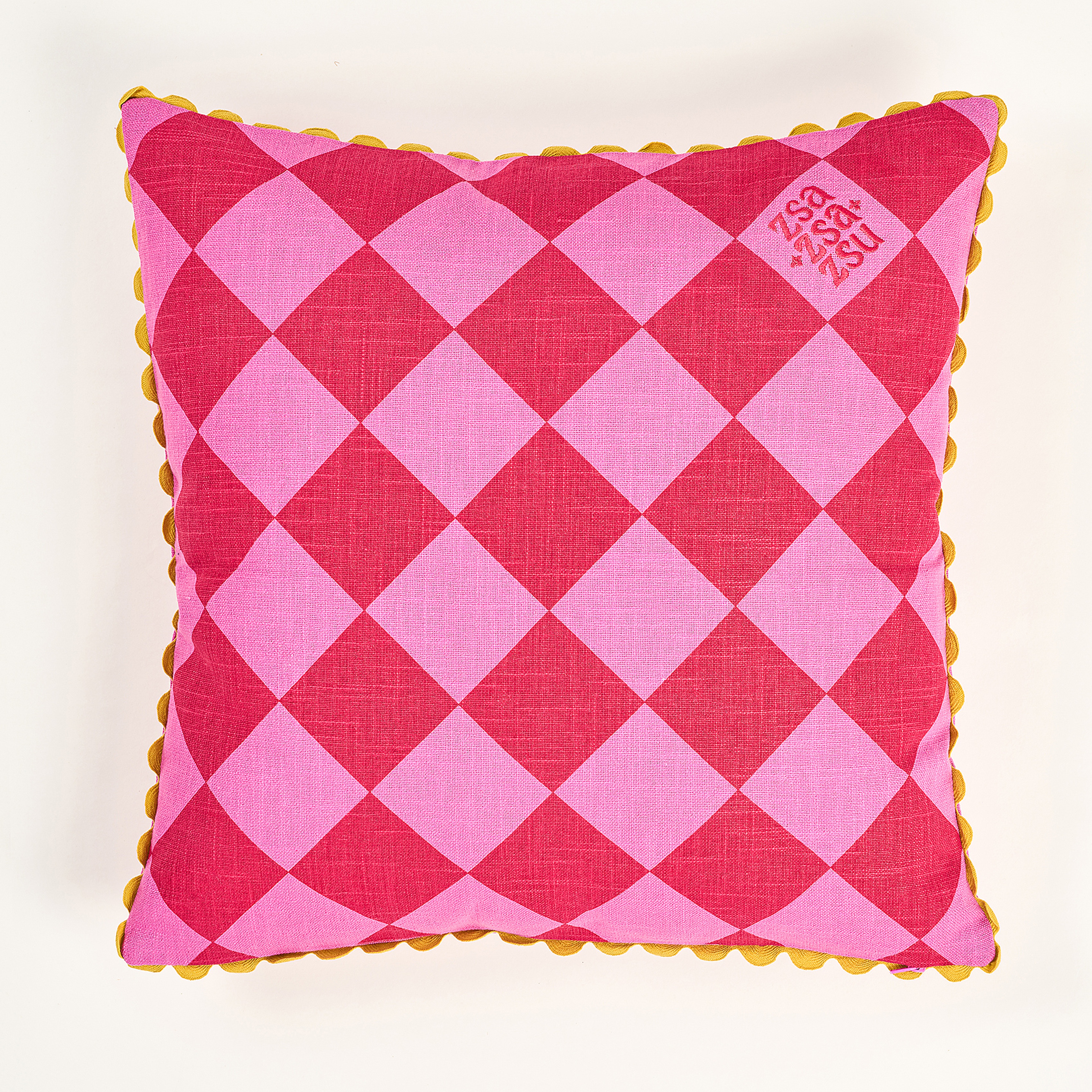 Hansı Dijital Baskılı Nakışlı Pamuk Dolgulu Kırlent 50x50 Cm Kırmızı - Pembe