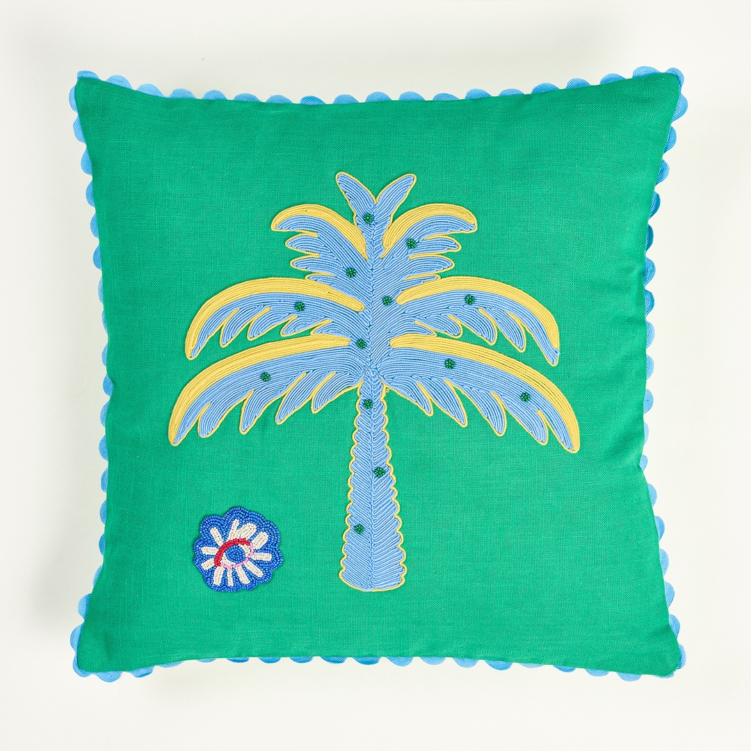 Hansı Dijital Baskılı Nakışlı Pamuk Dolgulu Kırlent 50x50 Cm Yeşil