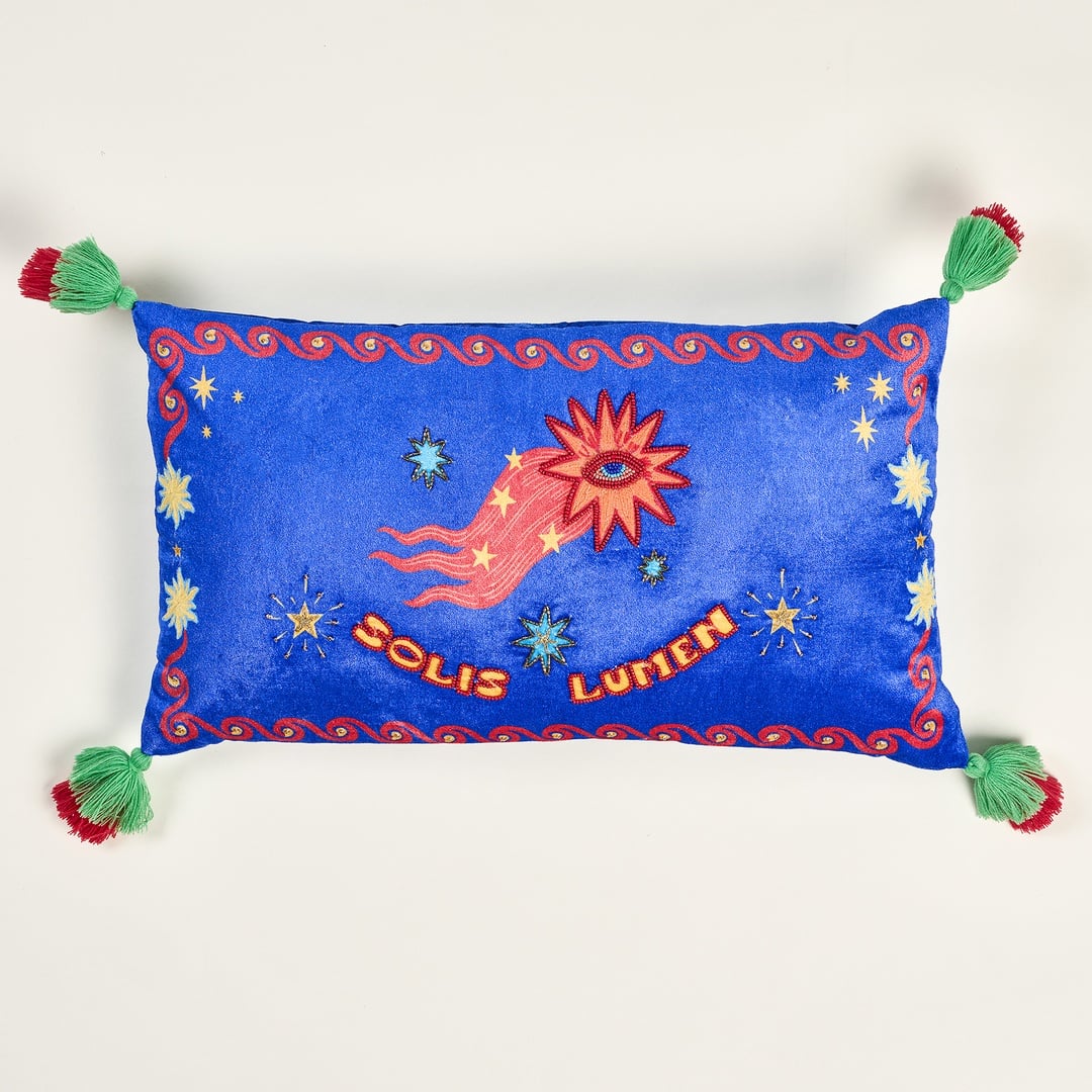 Ghunı Püsküllü Nakışlı Viskon Dolgulu Kırlent 30x55 Cm Koyu Mavi