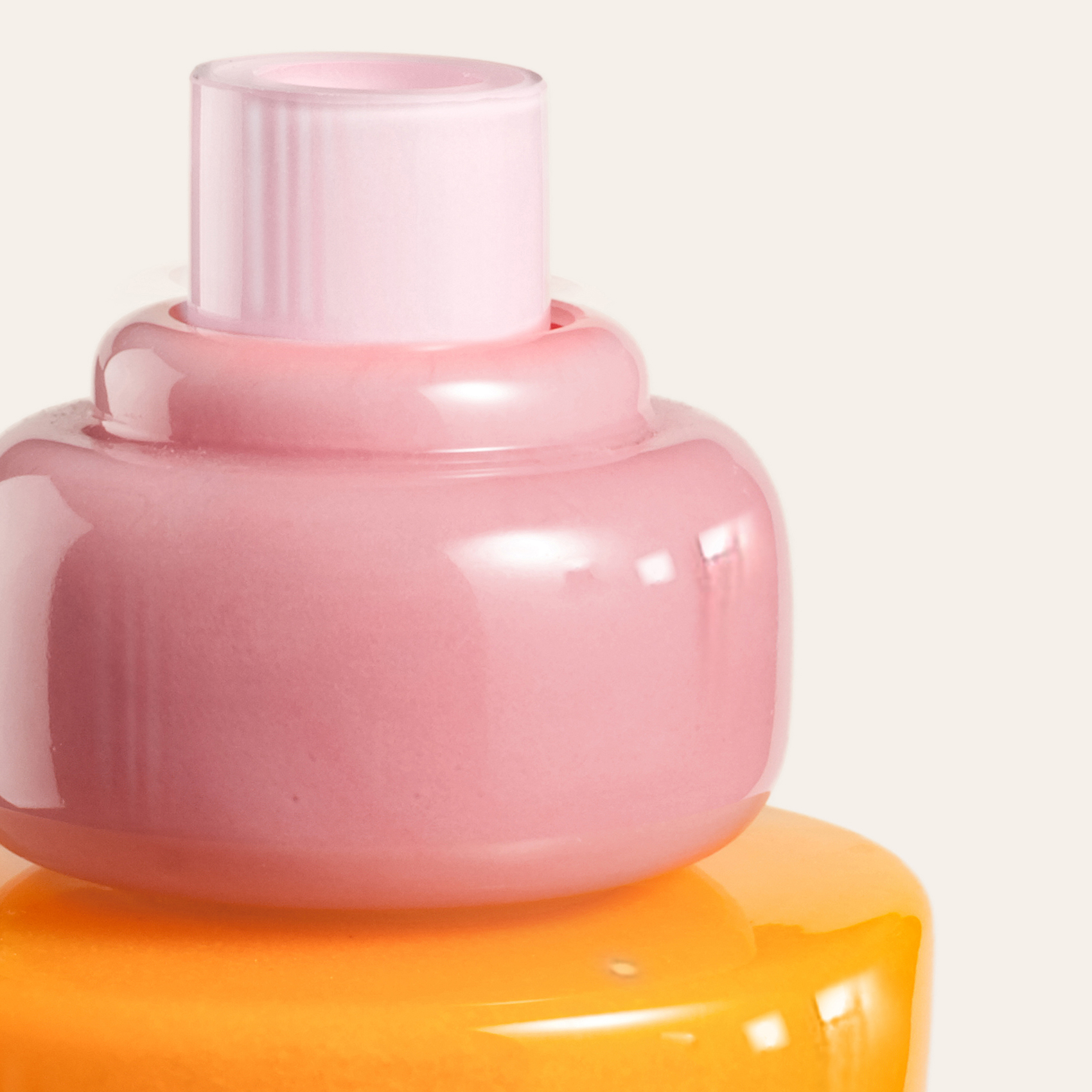 Baıta El Üretimi Cam Vazo 16.5x16.5x46 Cm Renkli