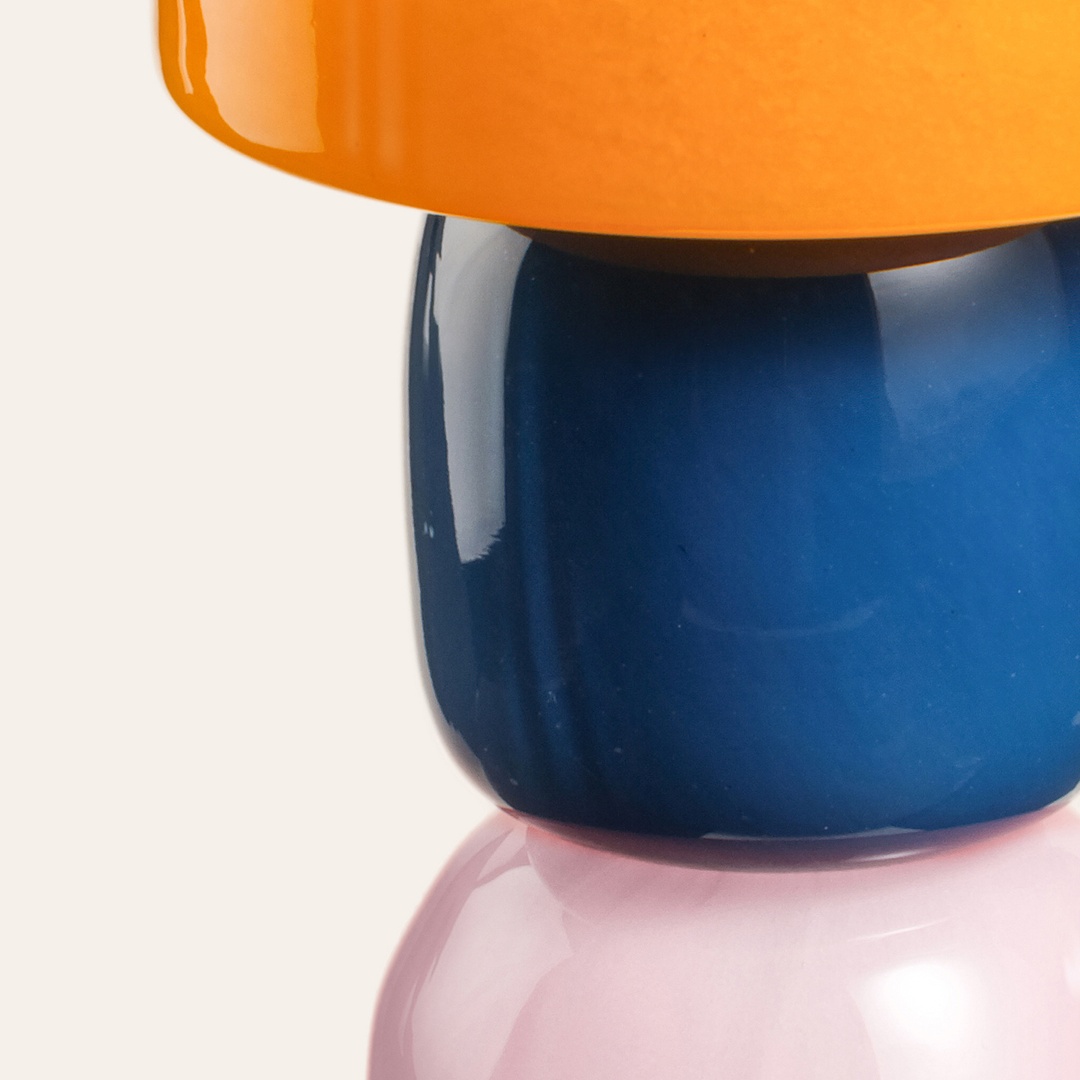 Baıta El Üretimi Cam Vazo 16.5x16.5x46 Cm Renkli